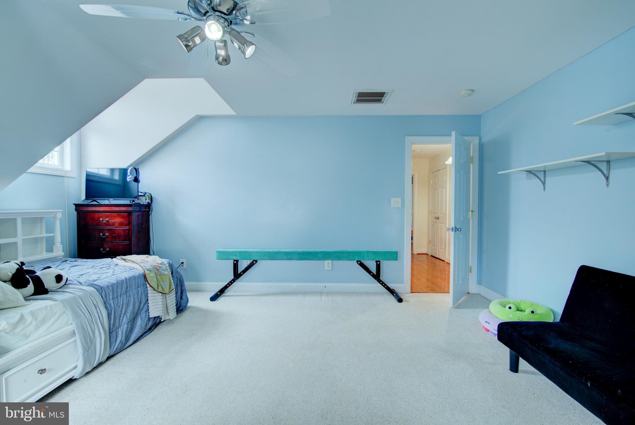 TOWN OF COLONIAL BEACH - Residential