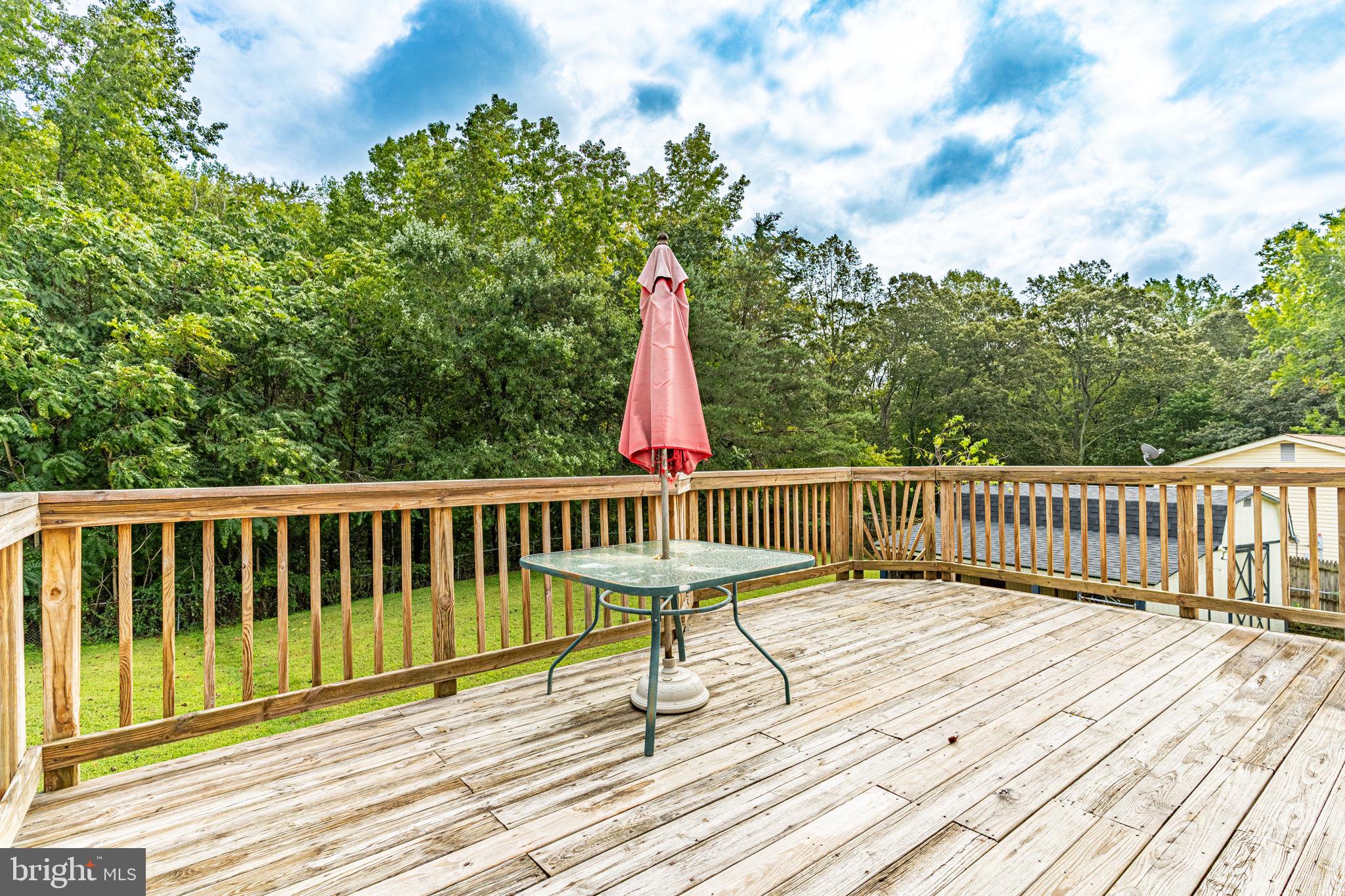 LAUREL RIDGE - Residential Lease