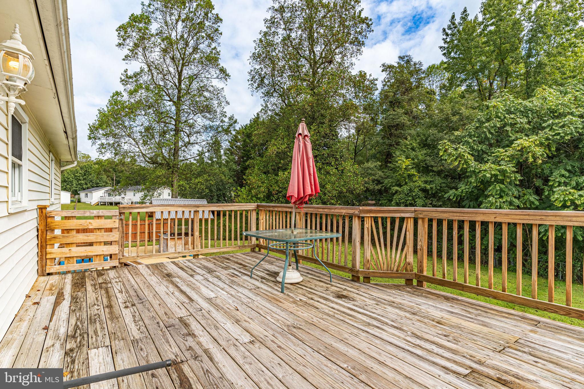 LAUREL RIDGE - Residential Lease