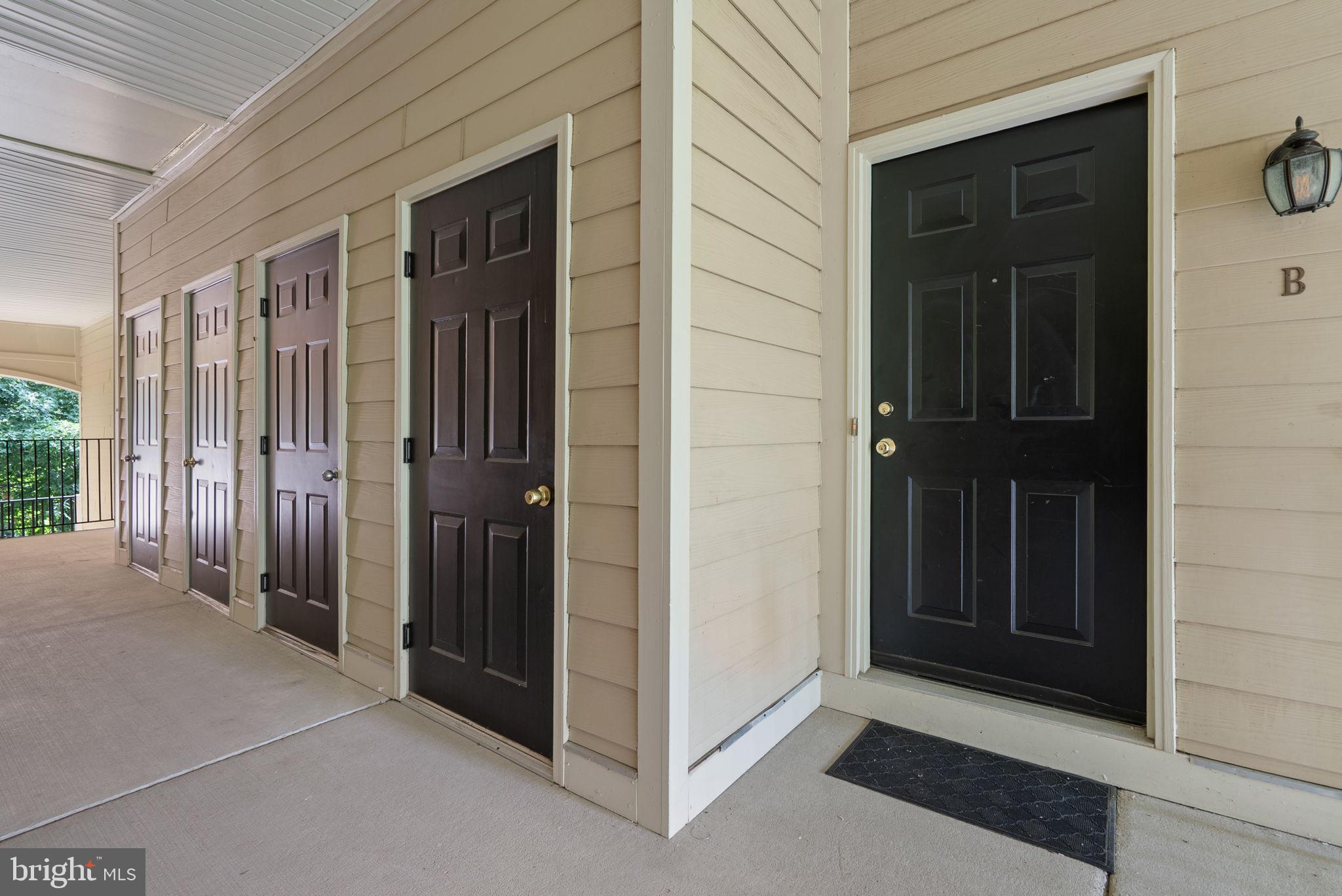 15301 DIAMOND COVE TERRACE 8-B