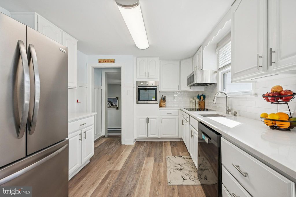 Photo of 126 Repaupo Station Road, SWEDESBORO, NJ 08085 (MLS # NJGL2065328)