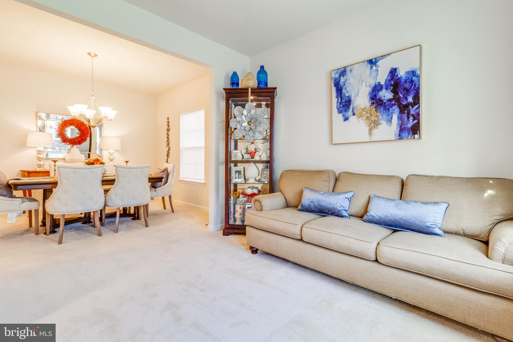 SEVEN HILLS - Residential