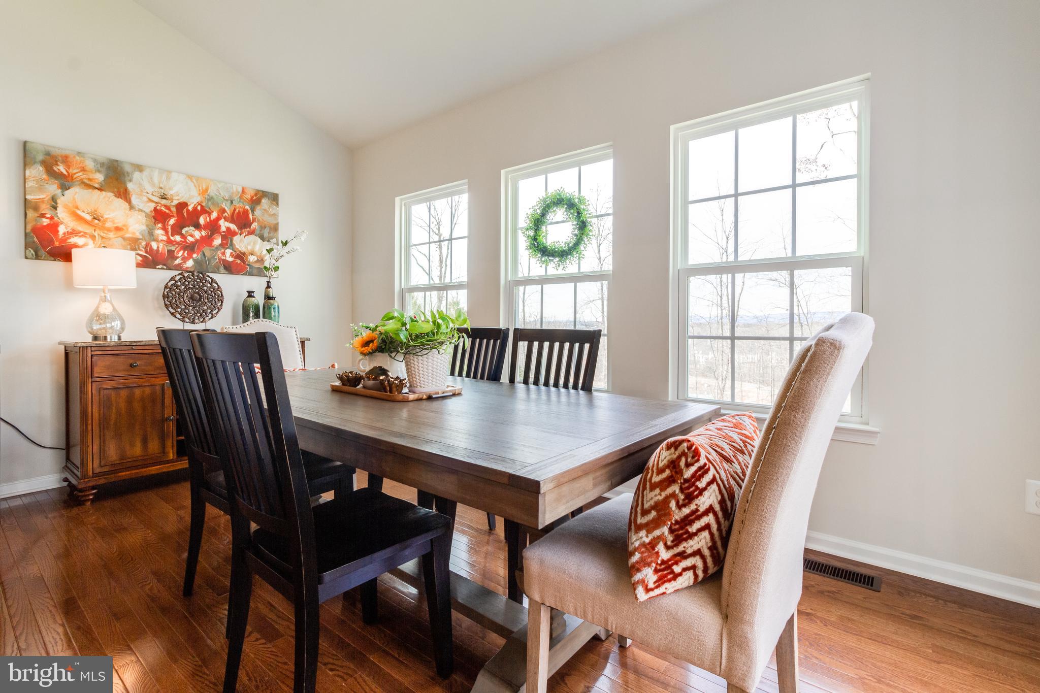 SEVEN HILLS - Residential