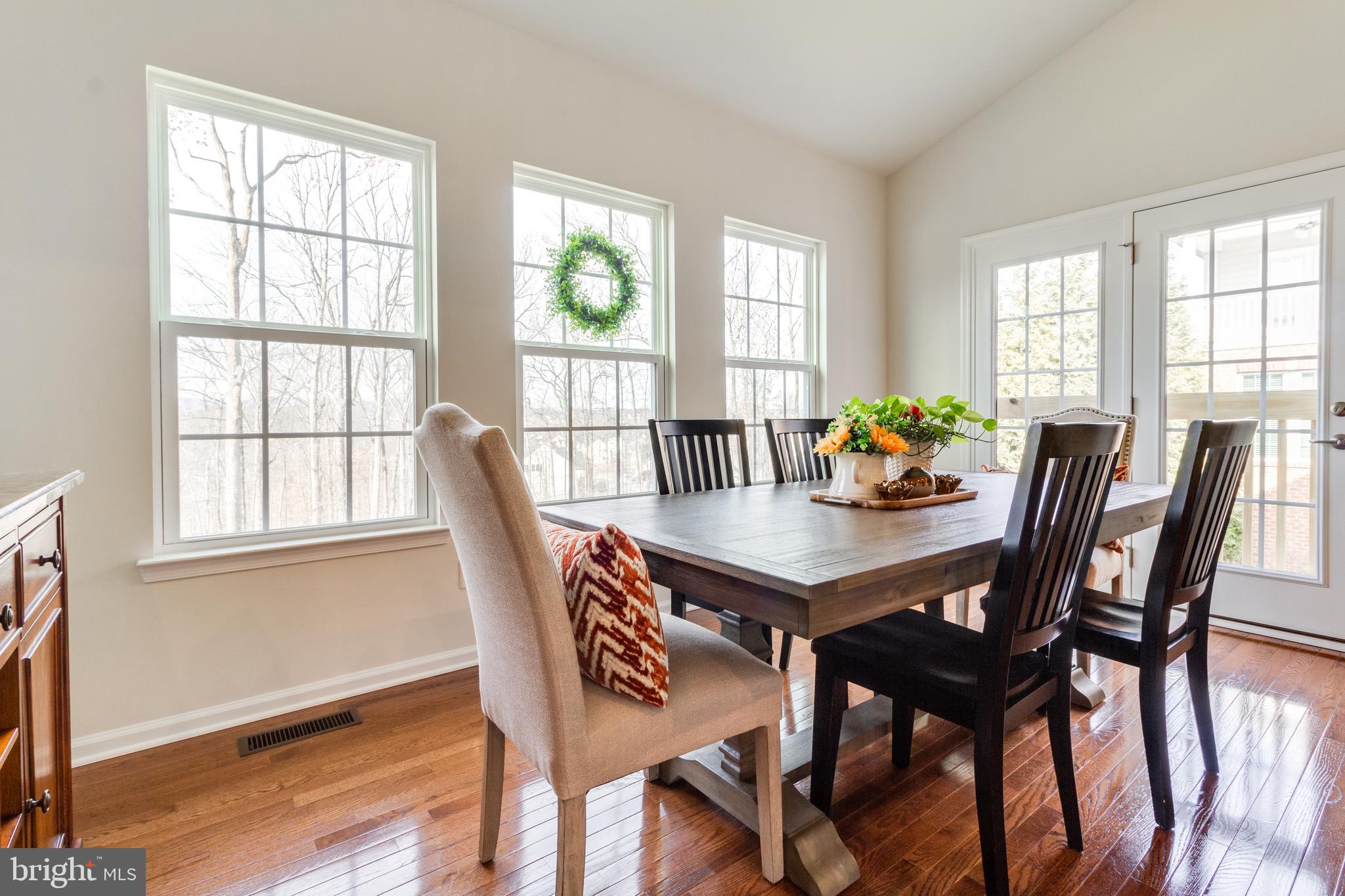 SEVEN HILLS - Residential