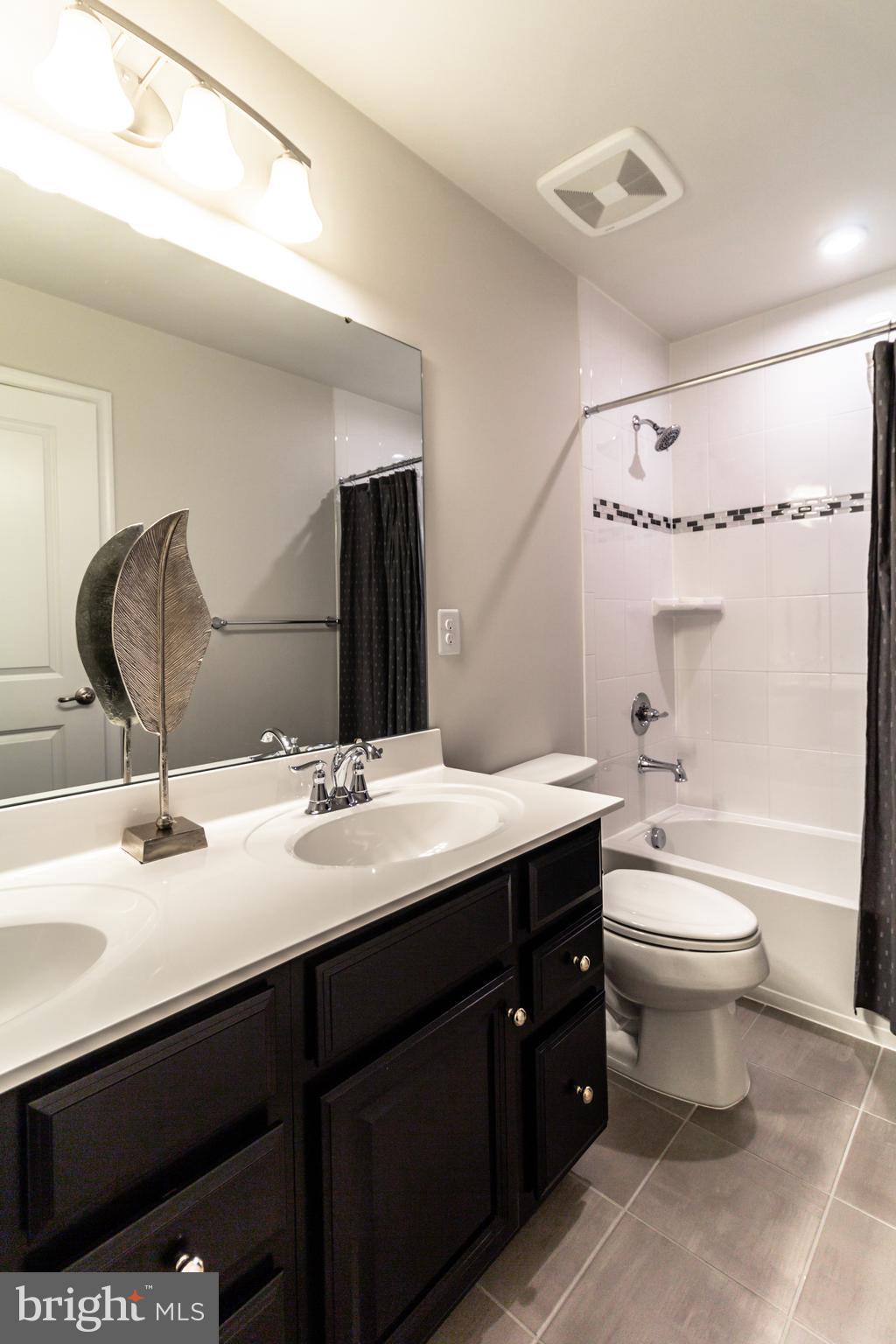 SEVEN HILLS - Residential