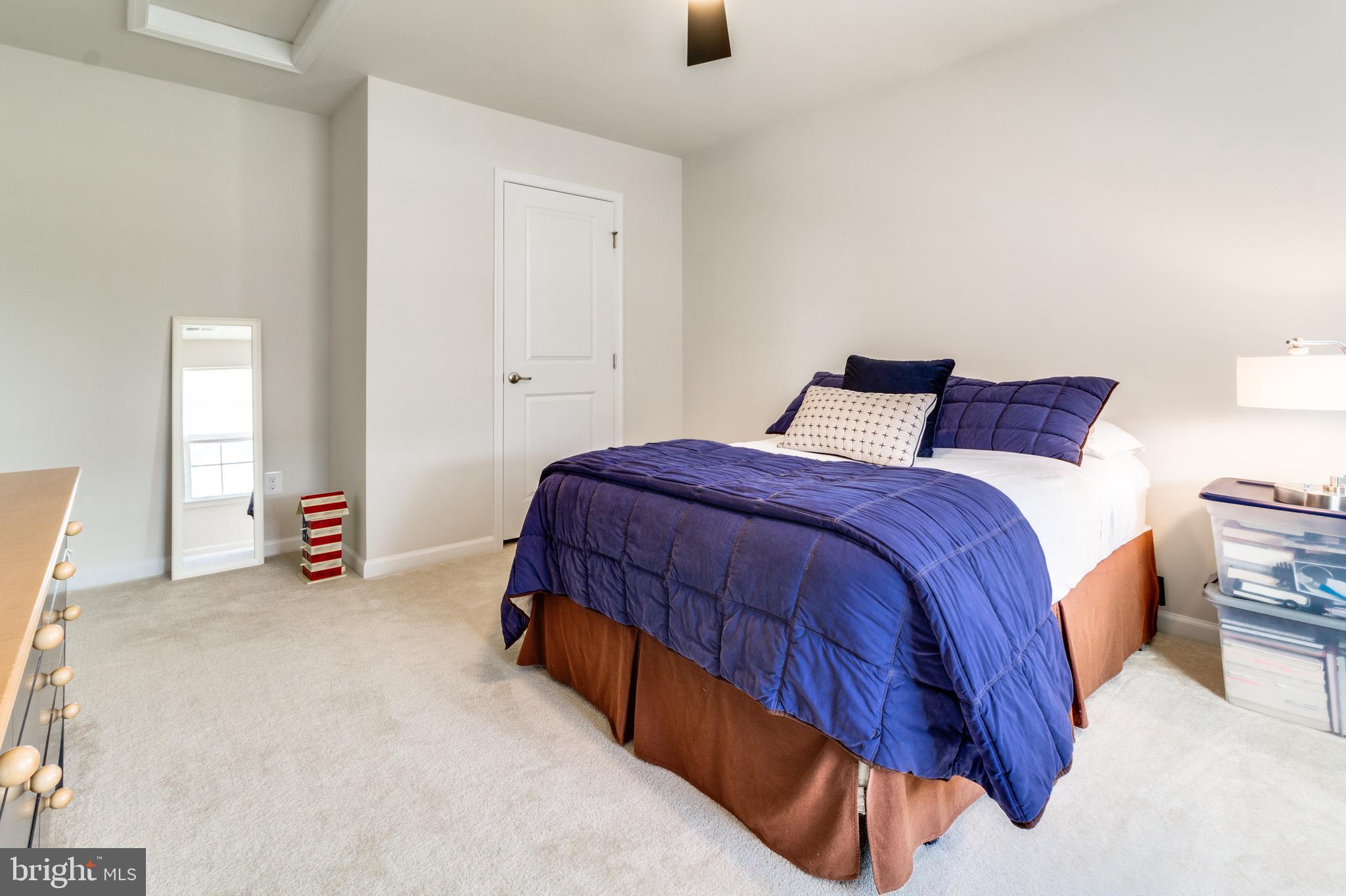 SEVEN HILLS - Residential