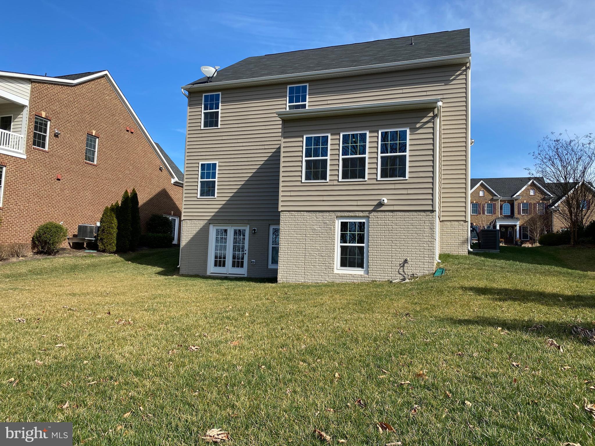 SEVEN HILLS - Residential