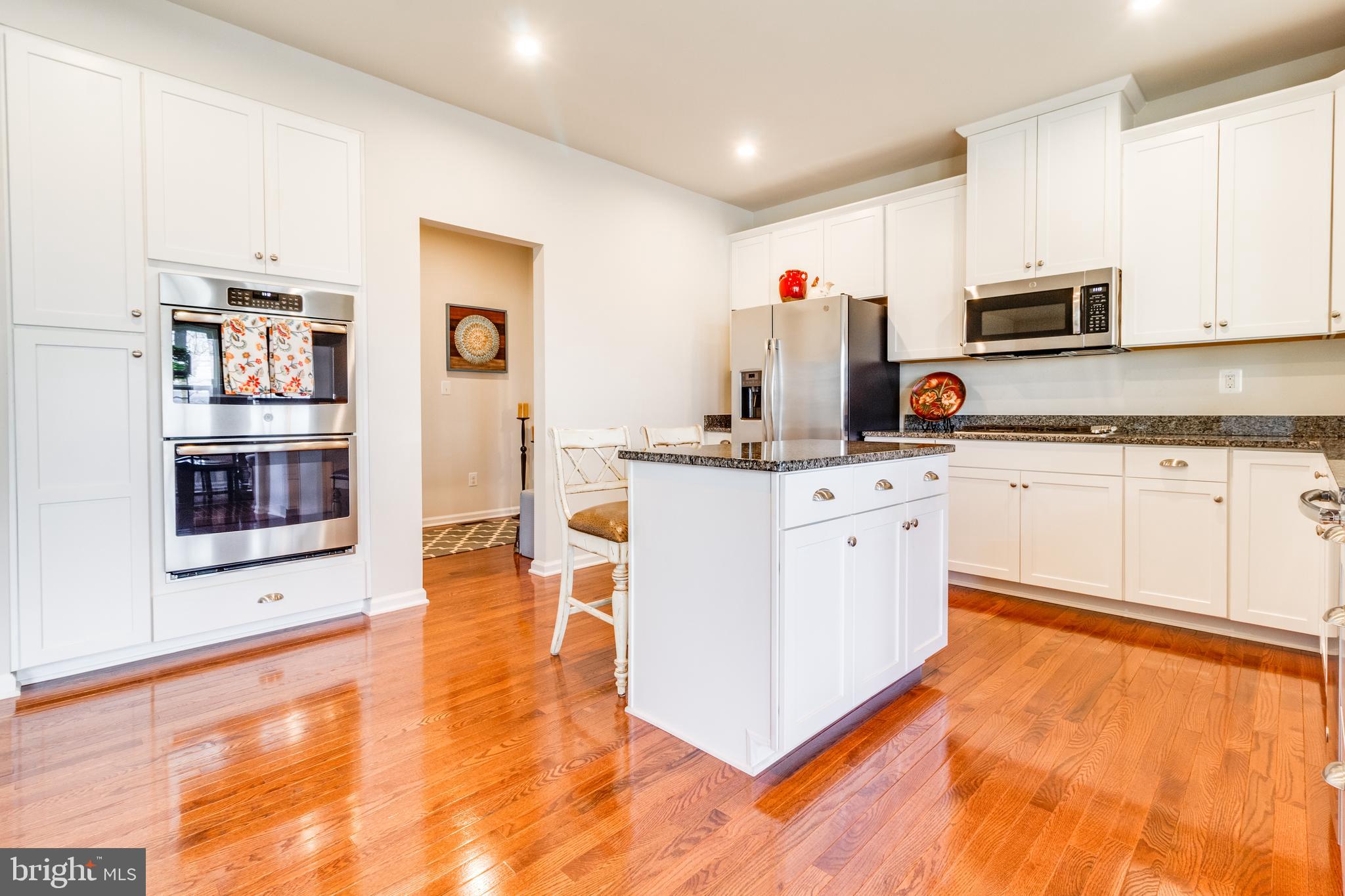 SEVEN HILLS - Residential