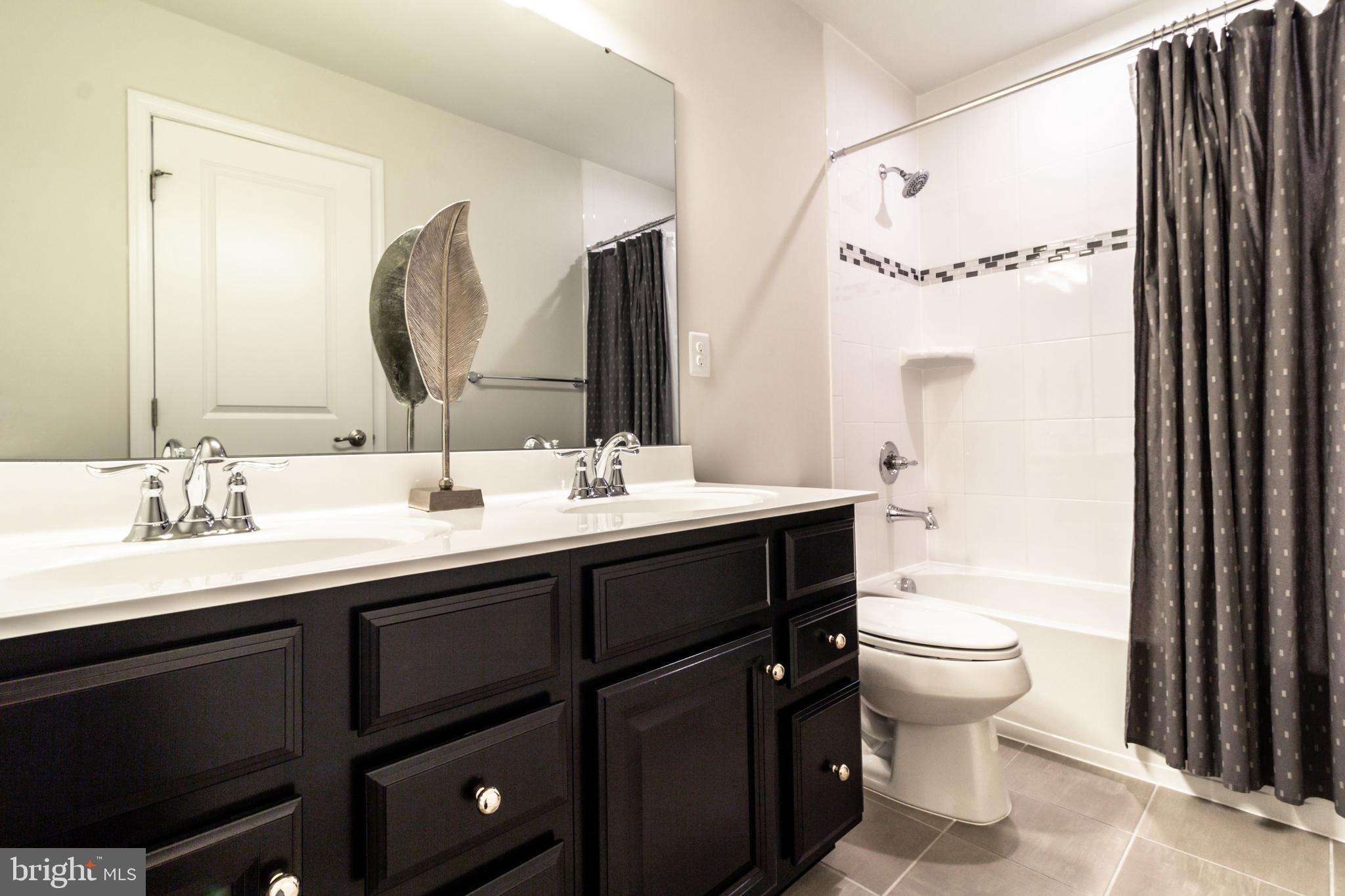 SEVEN HILLS - Residential