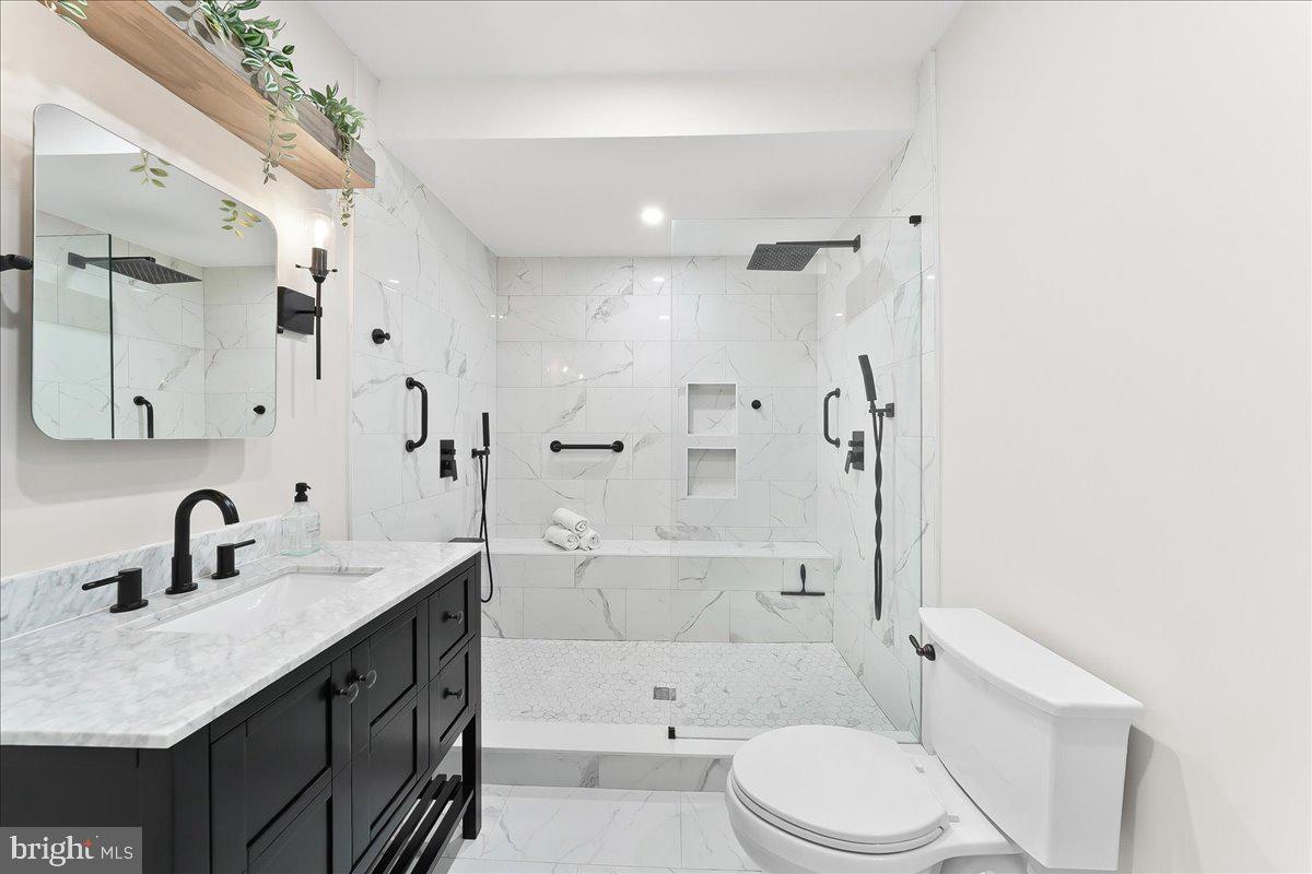 ENCLAVE AT ELLIS PRE - Residential