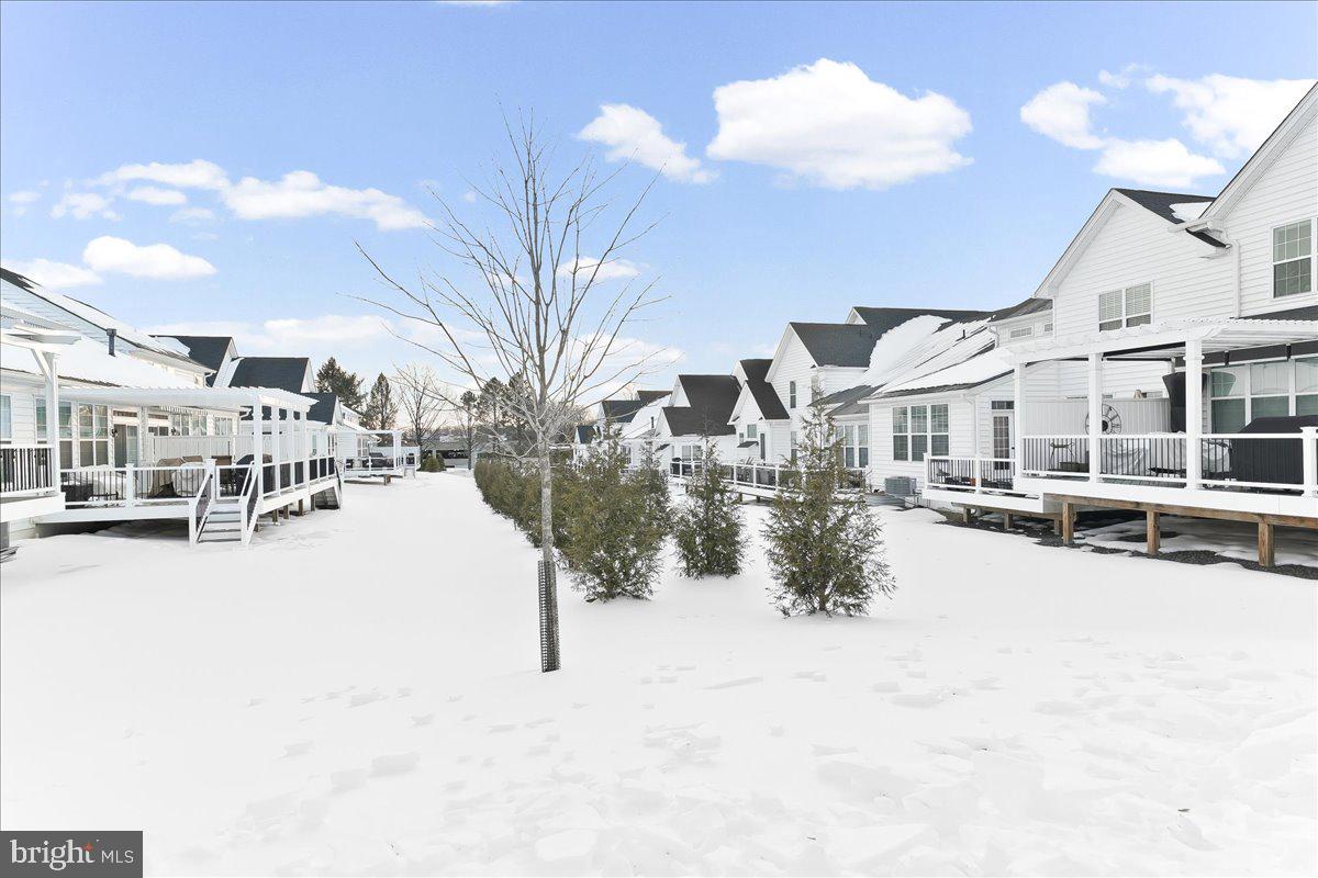 ENCLAVE AT ELLIS PRE - Residential