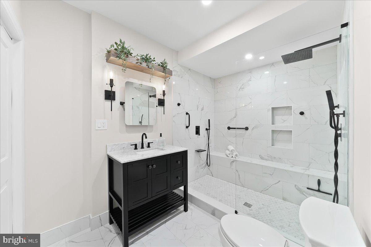 ENCLAVE AT ELLIS PRE - Residential