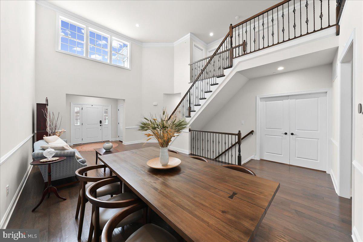 ENCLAVE AT ELLIS PRE - Residential