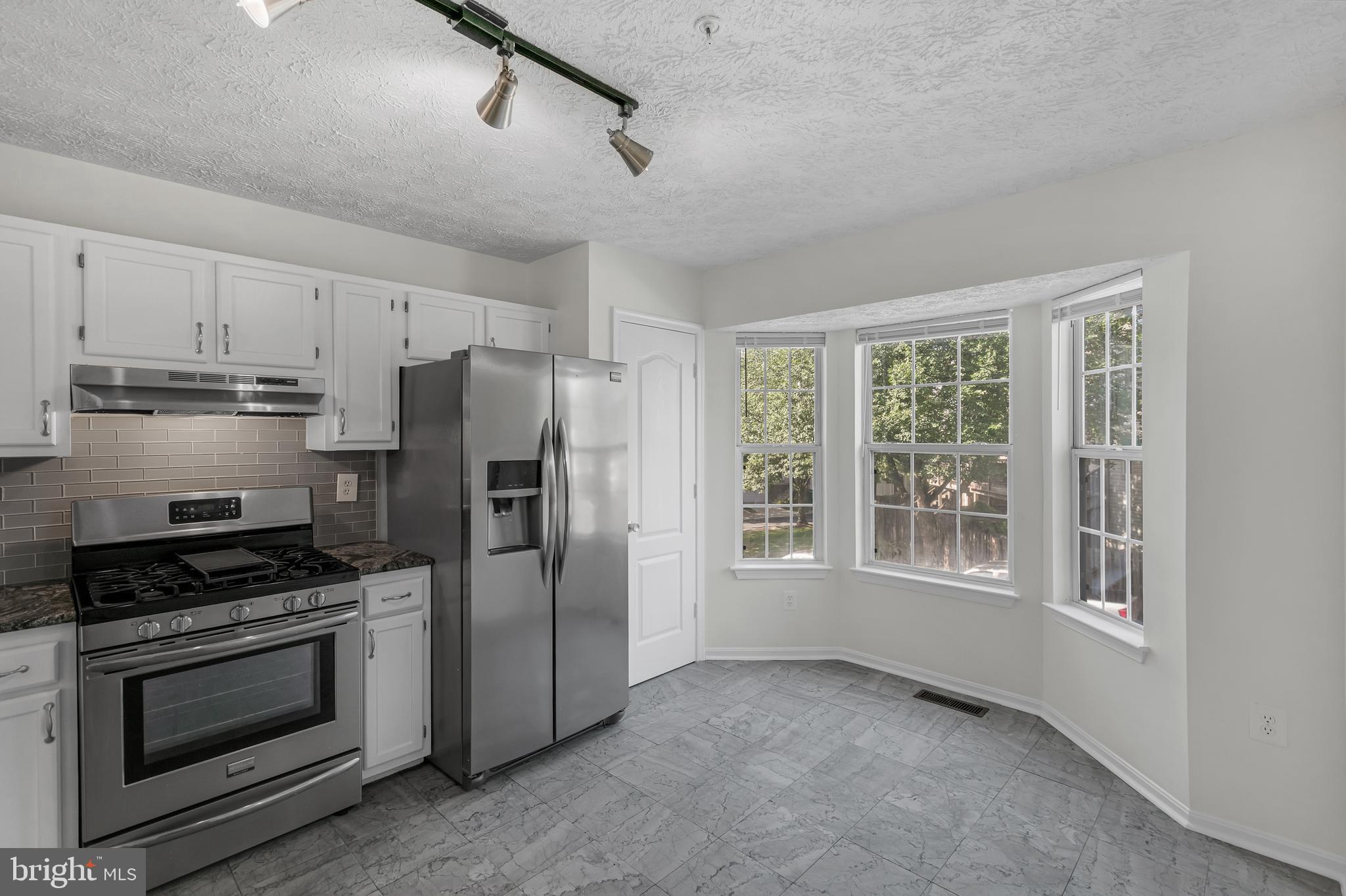 LARGO TOWN CENTER - Residential