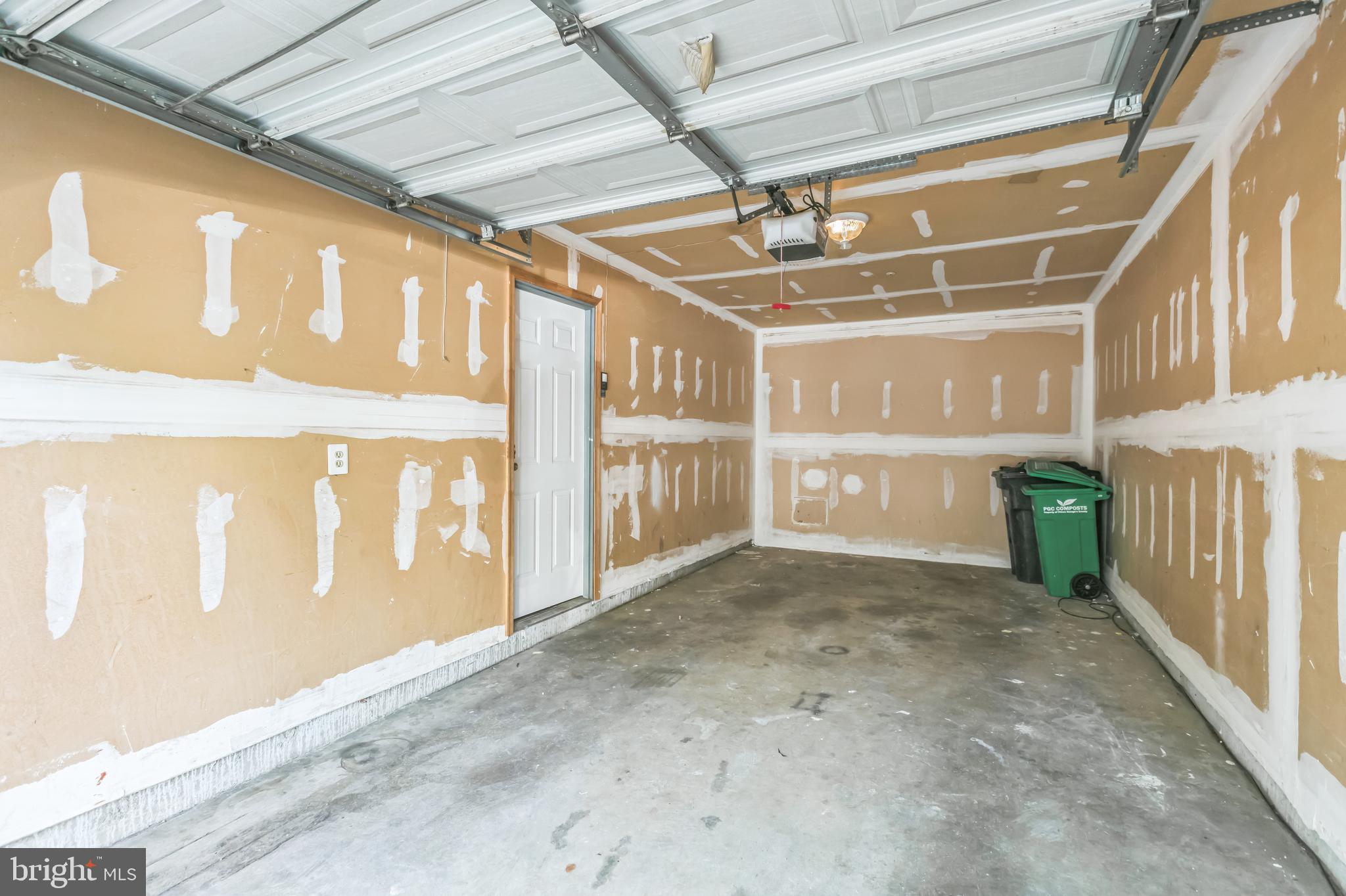 LARGO TOWN CENTER - Residential