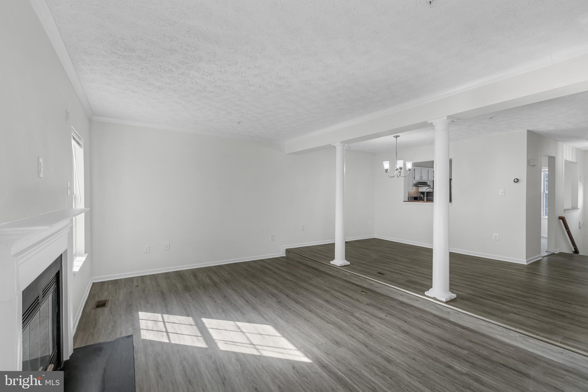 LARGO TOWN CENTER - Residential