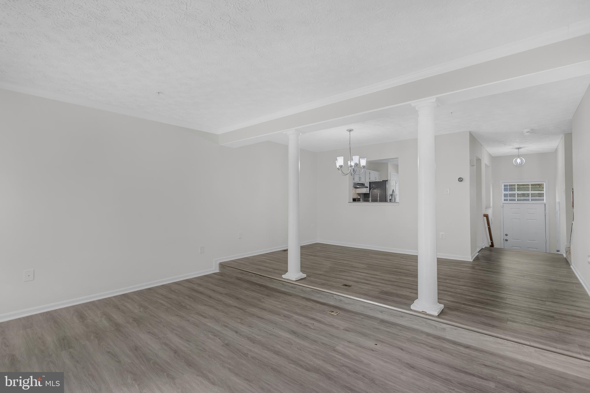 LARGO TOWN CENTER - Residential