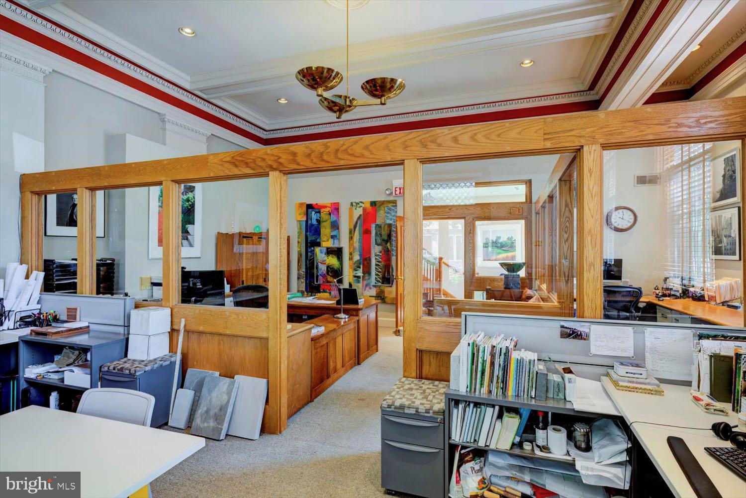 CAPITOL HILL - Commercial Sale