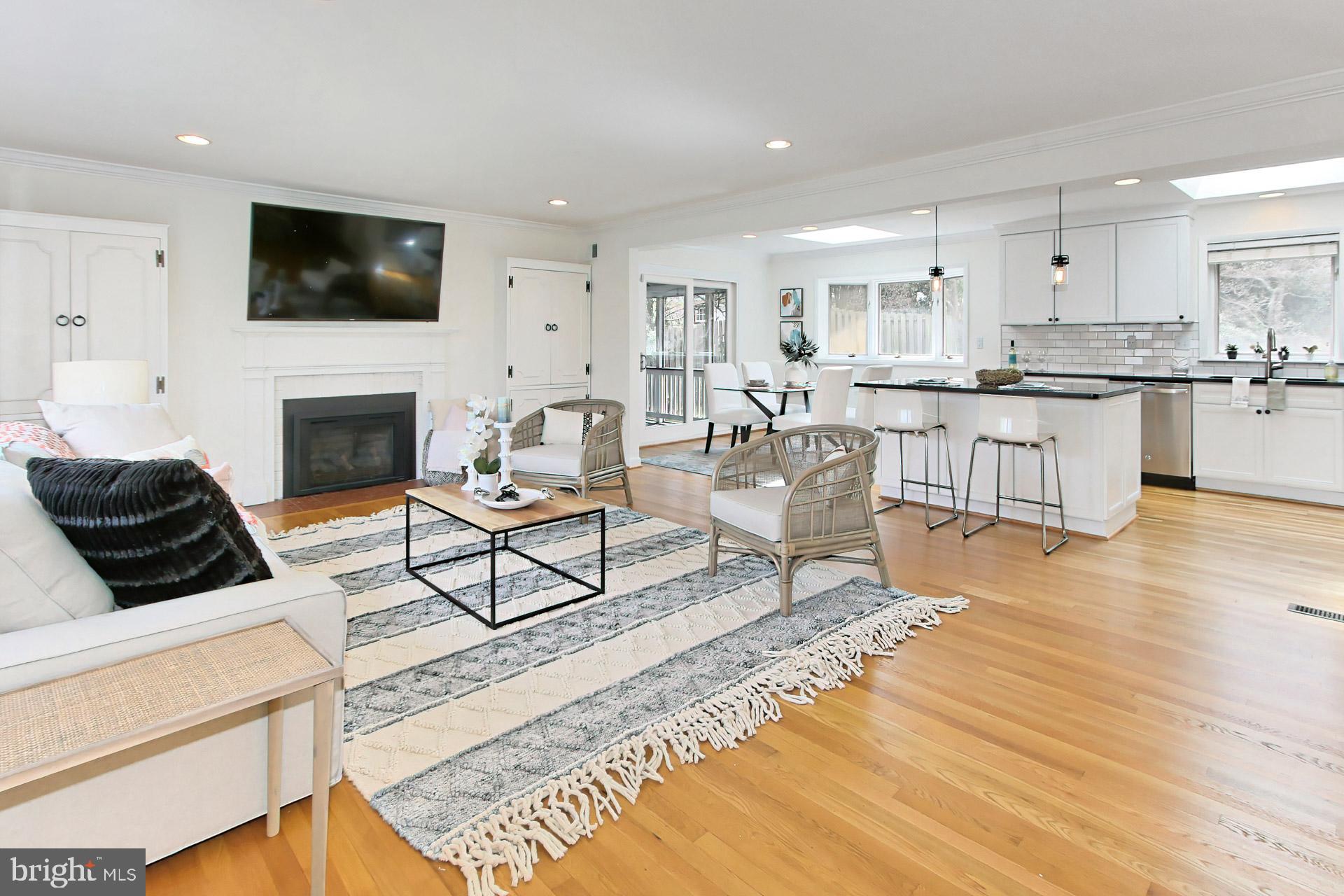 MONTOUR HEIGHTS - Residential