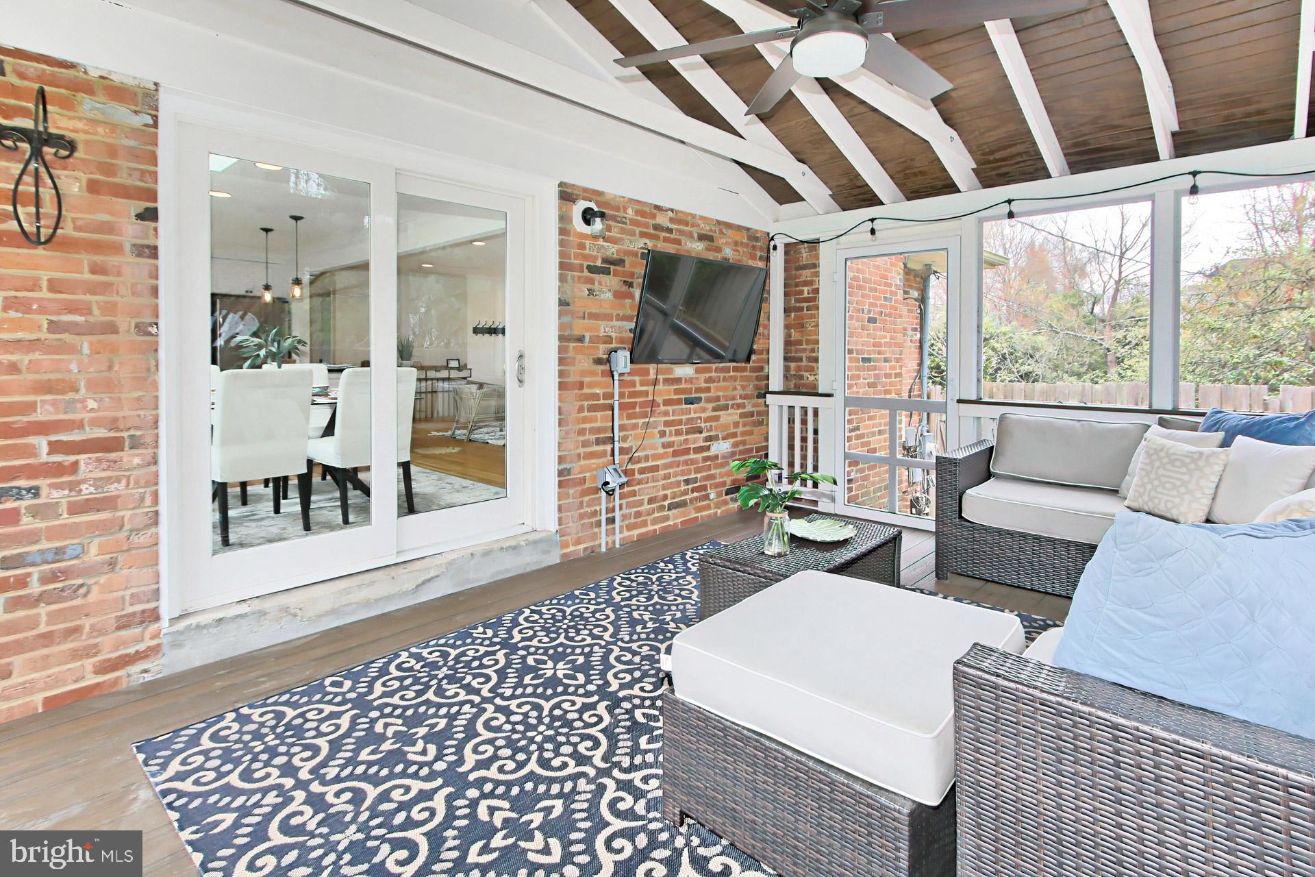 MONTOUR HEIGHTS - Residential