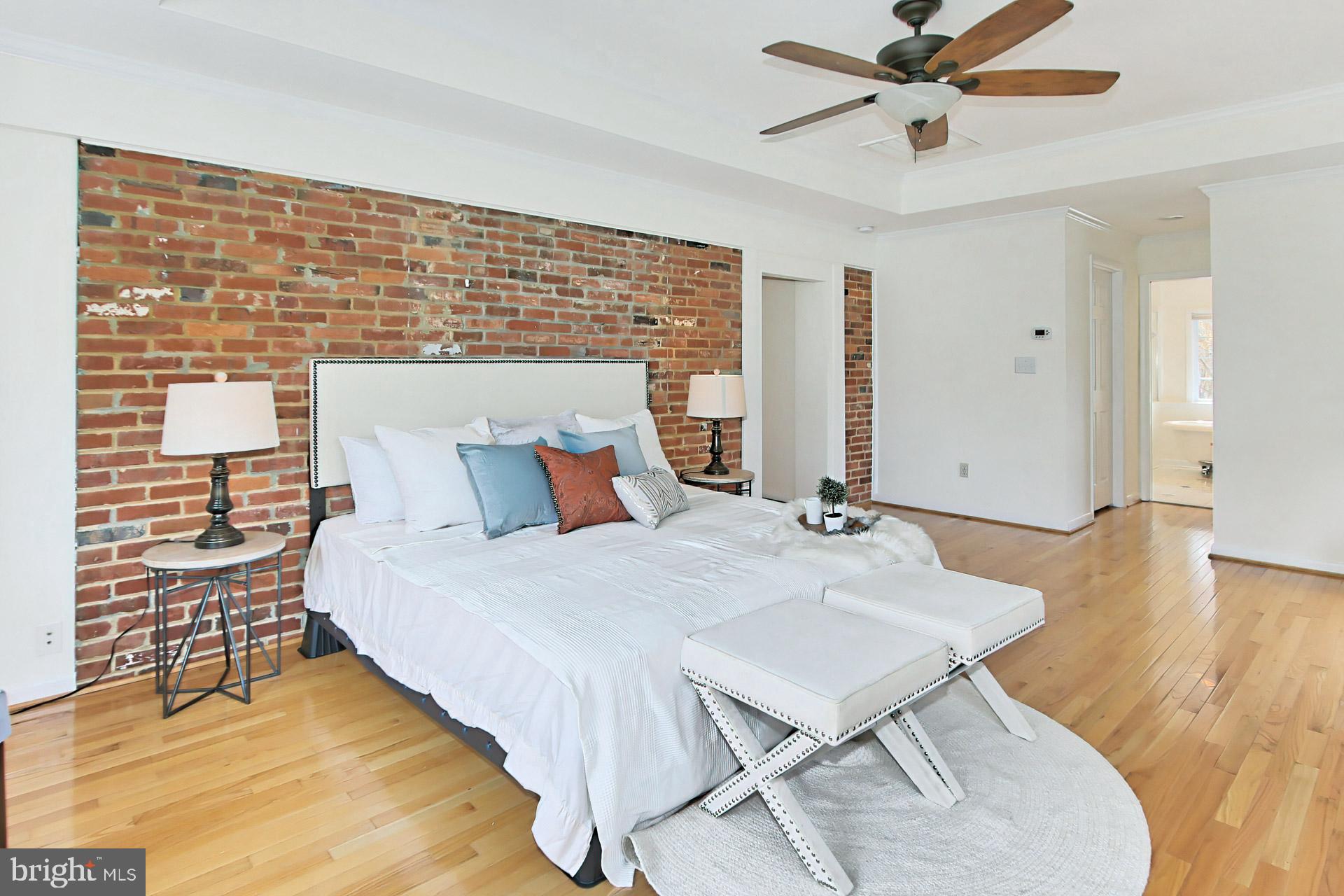 MONTOUR HEIGHTS - Residential