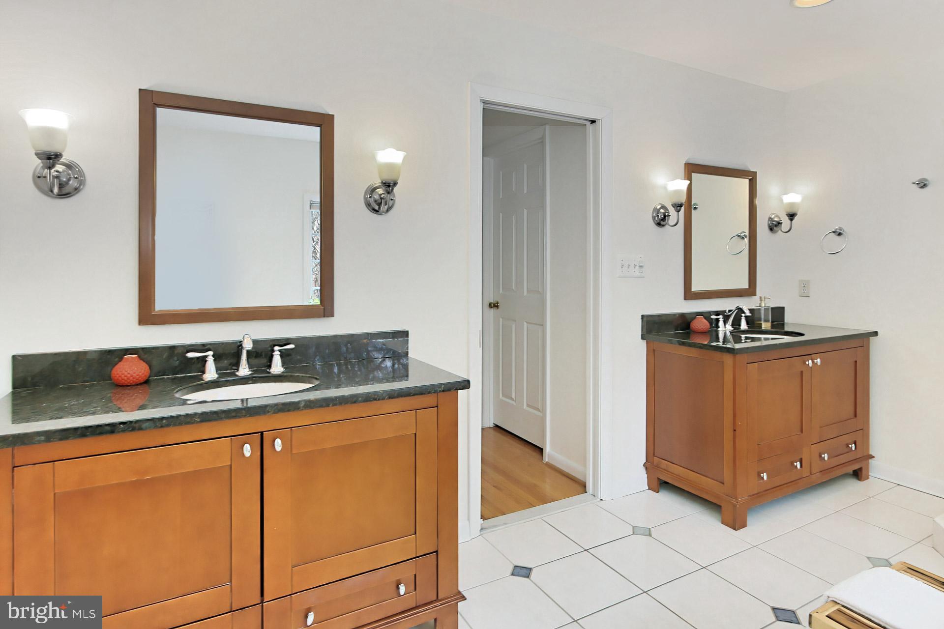 MONTOUR HEIGHTS - Residential