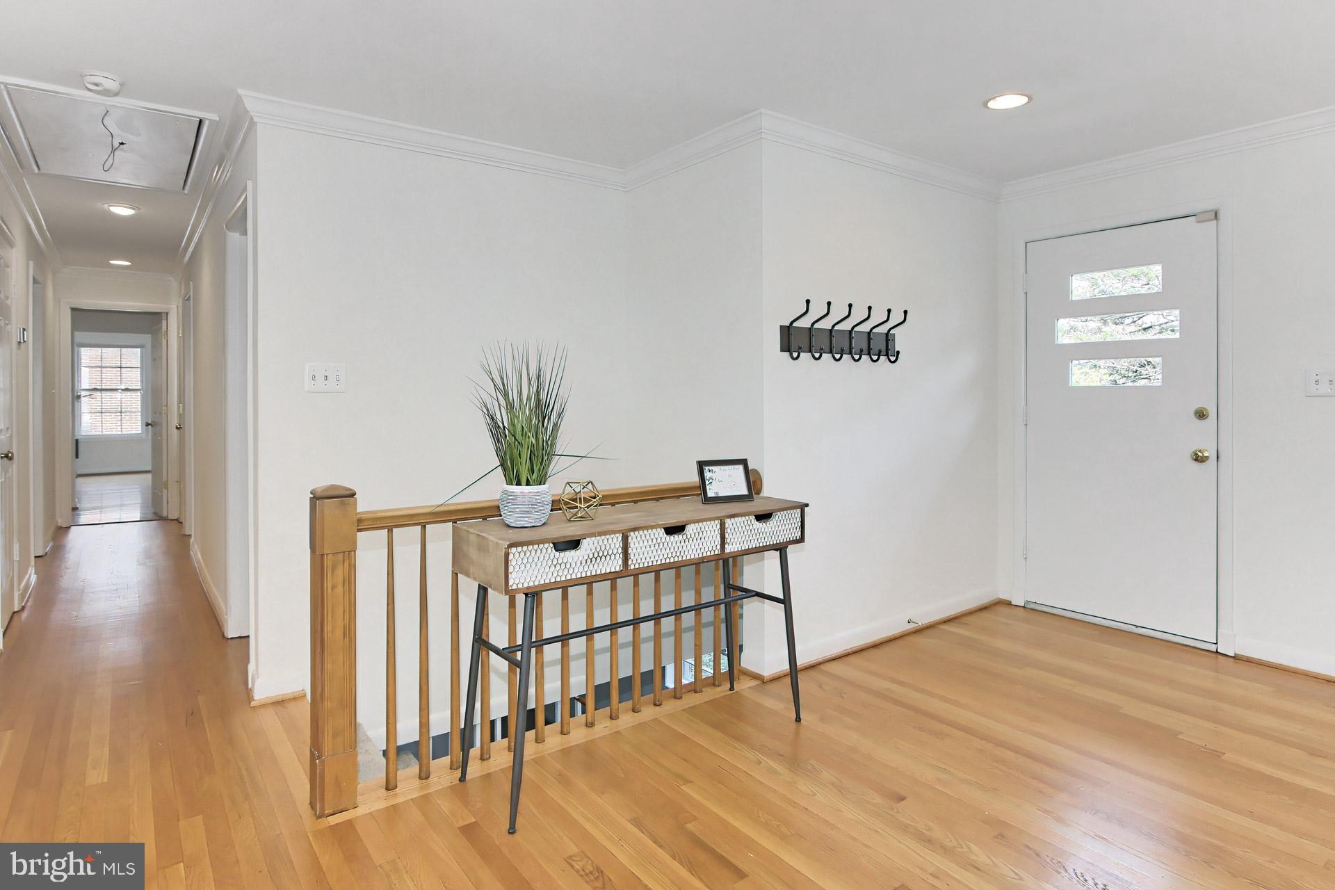 MONTOUR HEIGHTS - Residential