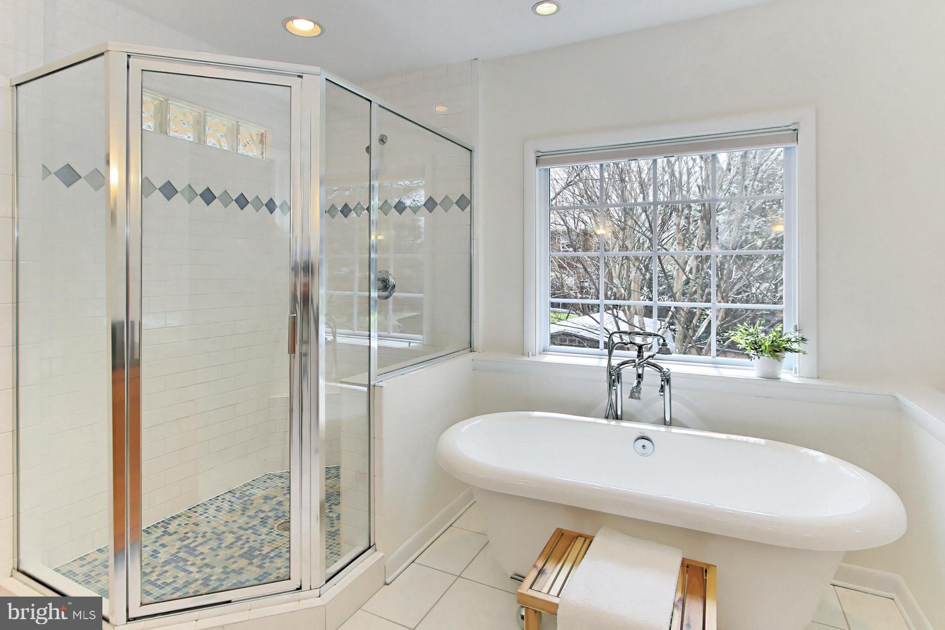 MONTOUR HEIGHTS - Residential