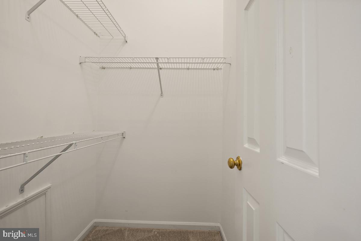 NOTTINGHAM WOODS - Residential