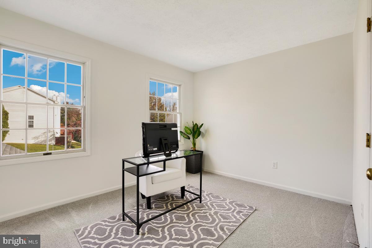 NOTTINGHAM WOODS - Residential