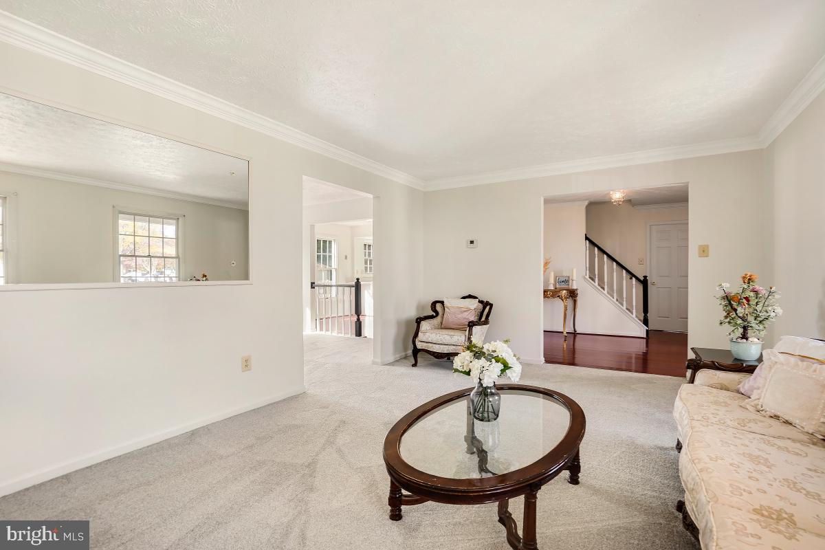 NOTTINGHAM WOODS - Residential