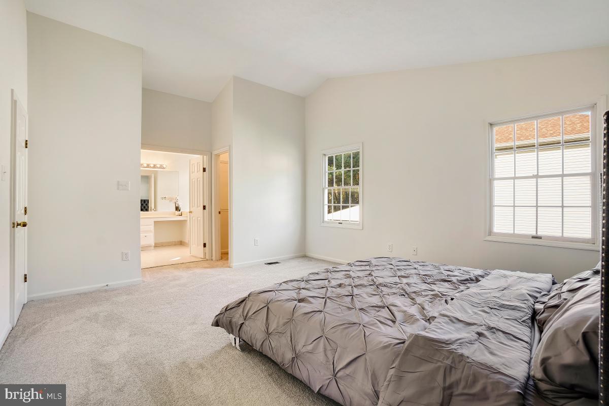 NOTTINGHAM WOODS - Residential