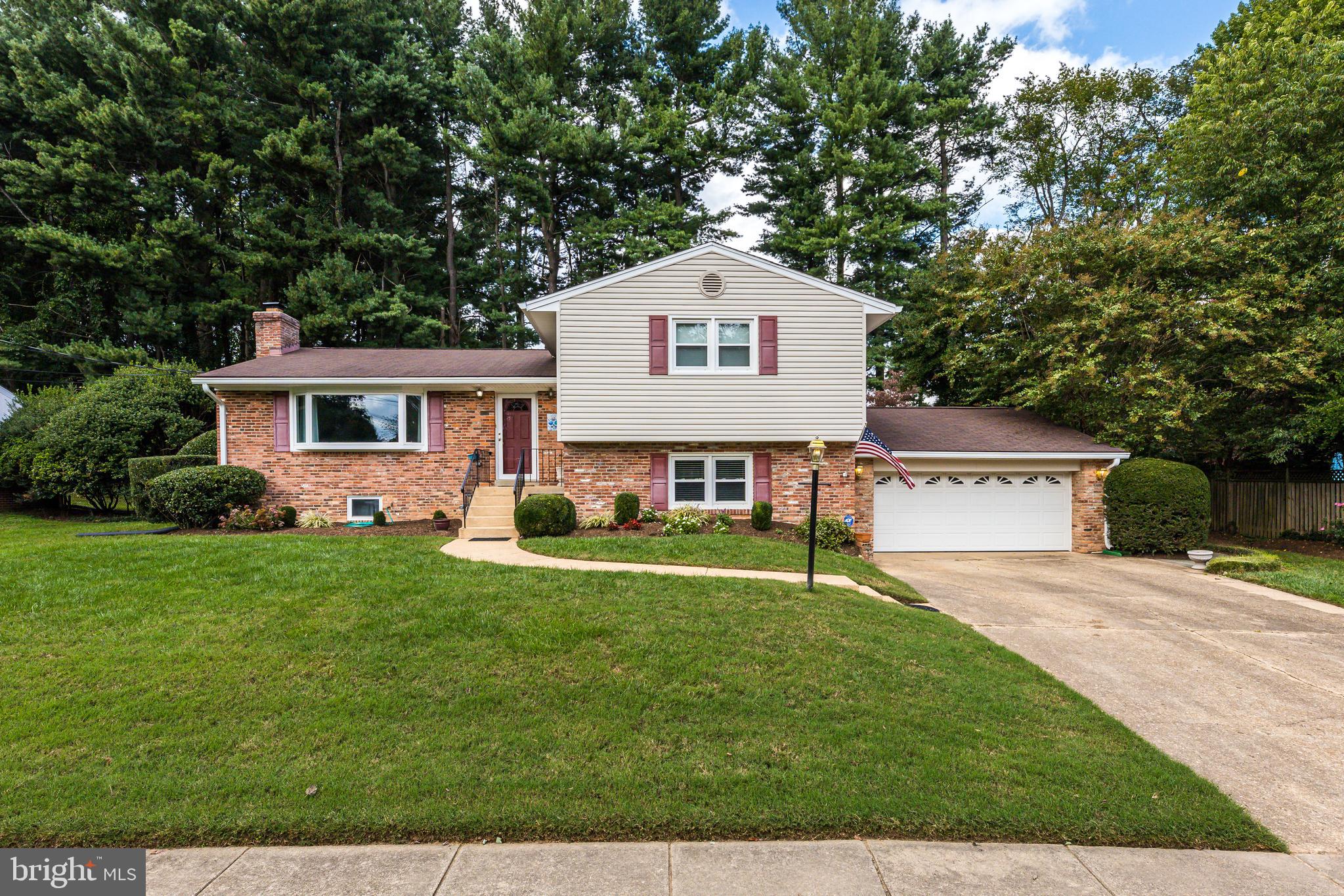 WESTWOOD MANOR - Residential
