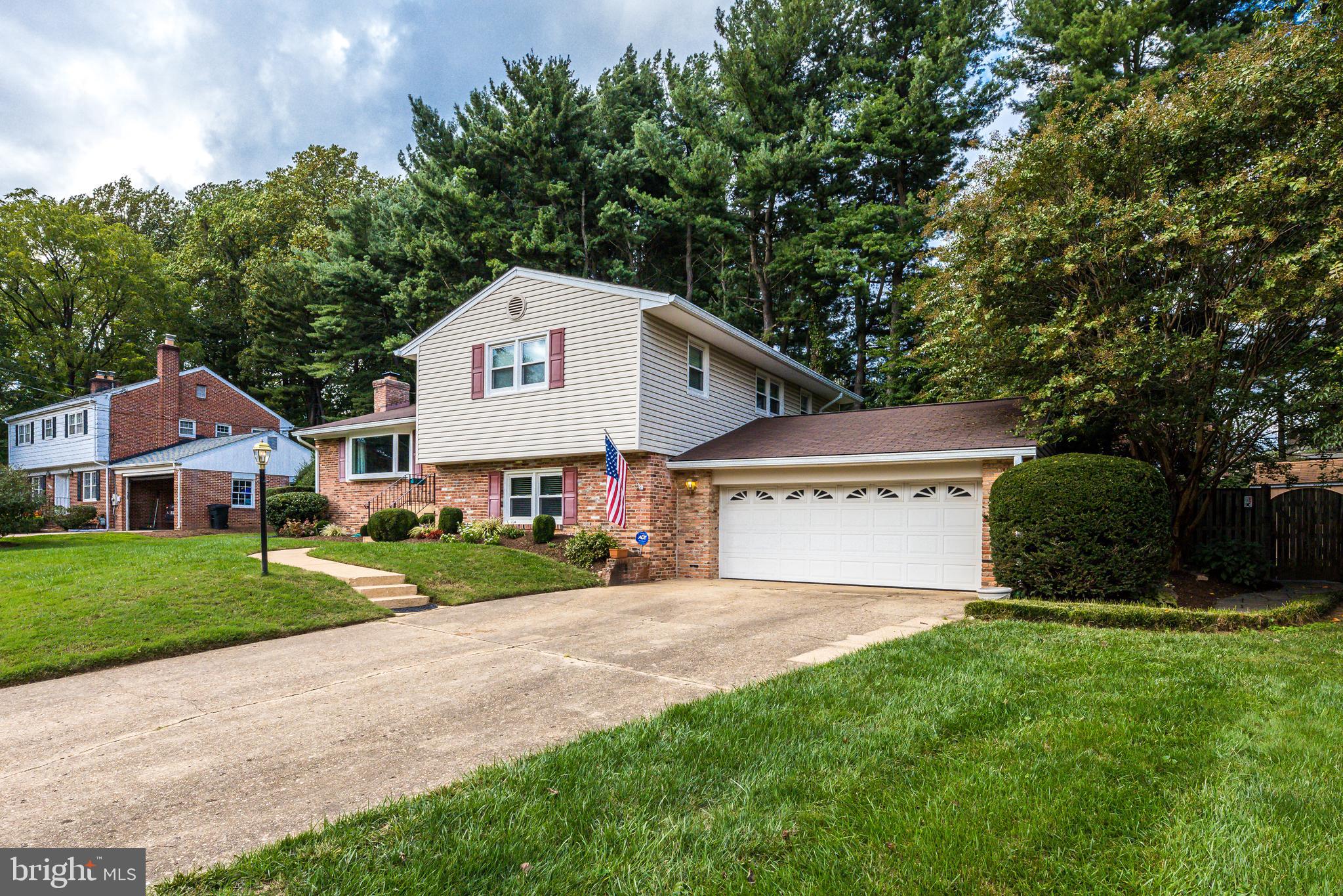 WESTWOOD MANOR - Residential