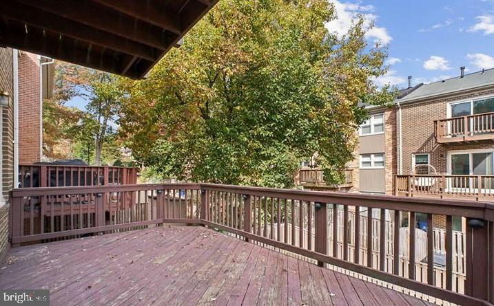 PARK GLEN HEIGHTS - Residential Lease