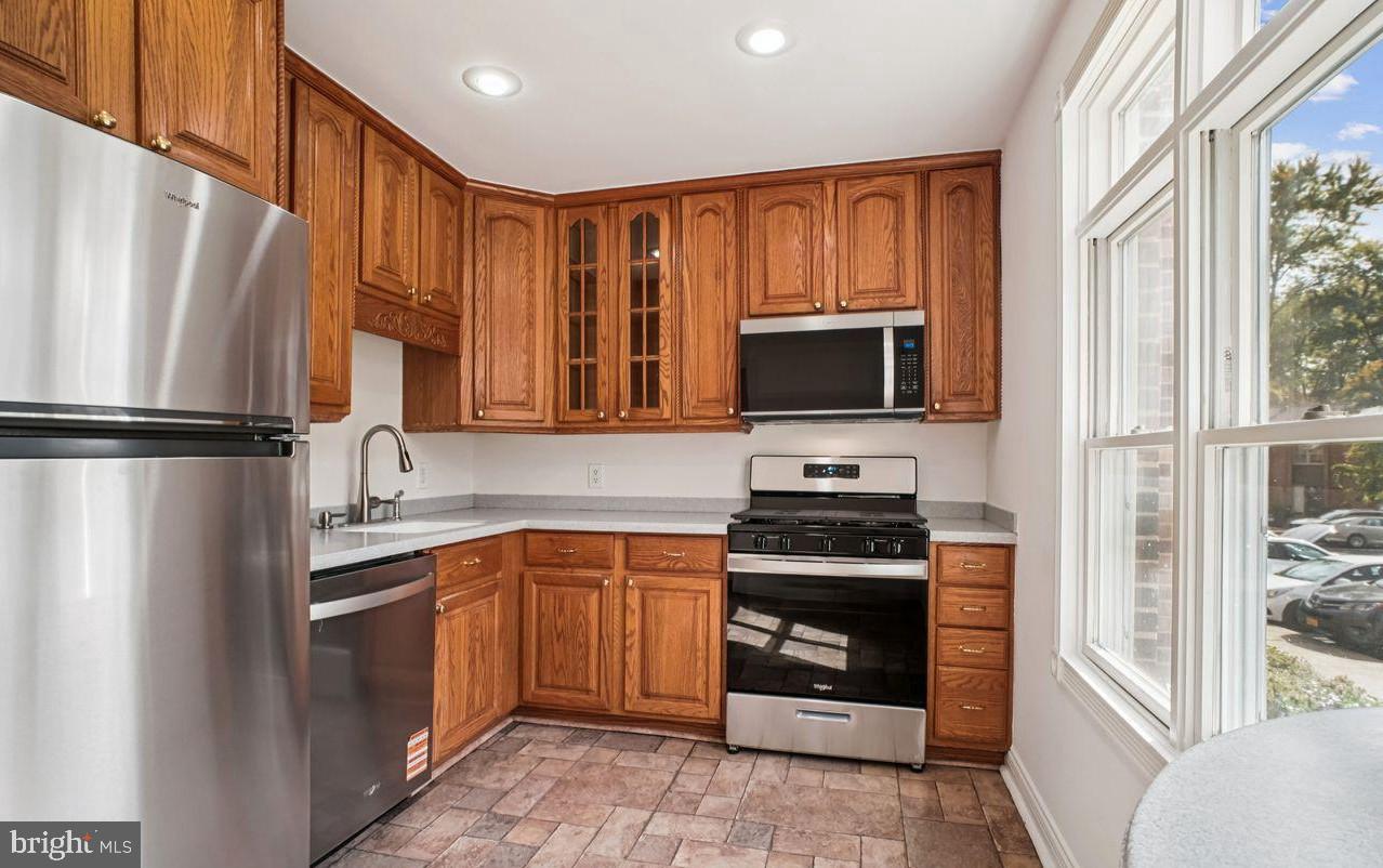 PARK GLEN HEIGHTS - Residential Lease