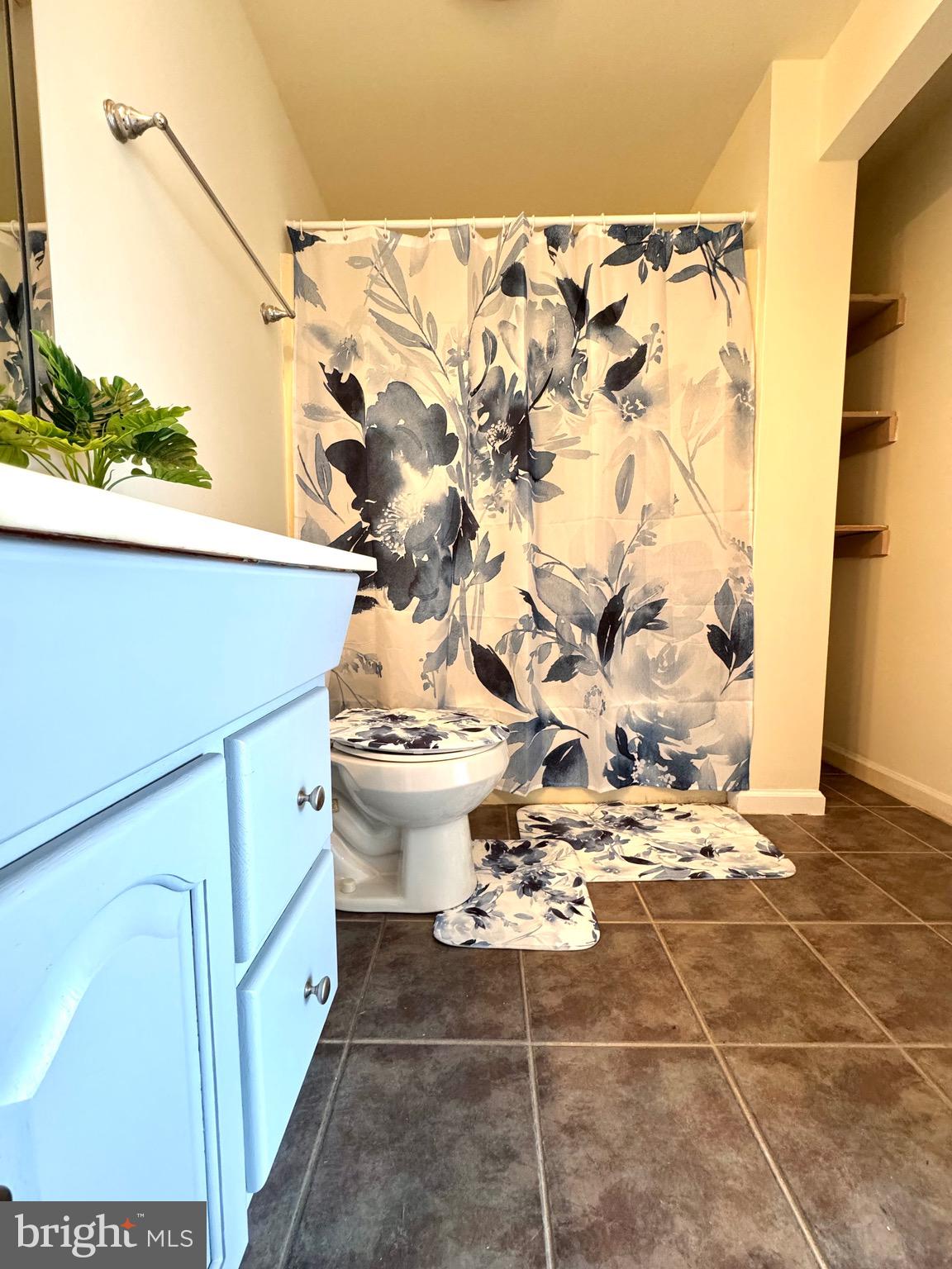 WHITE OAK - Residential