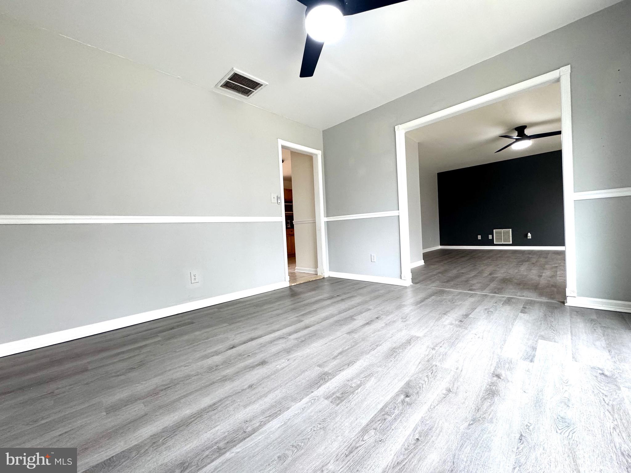 WHITE OAK - Residential