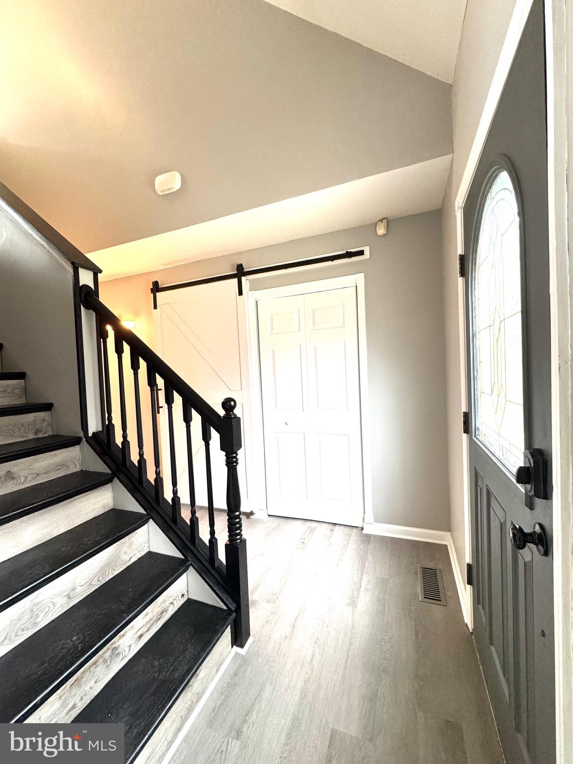 WHITE OAK - Residential