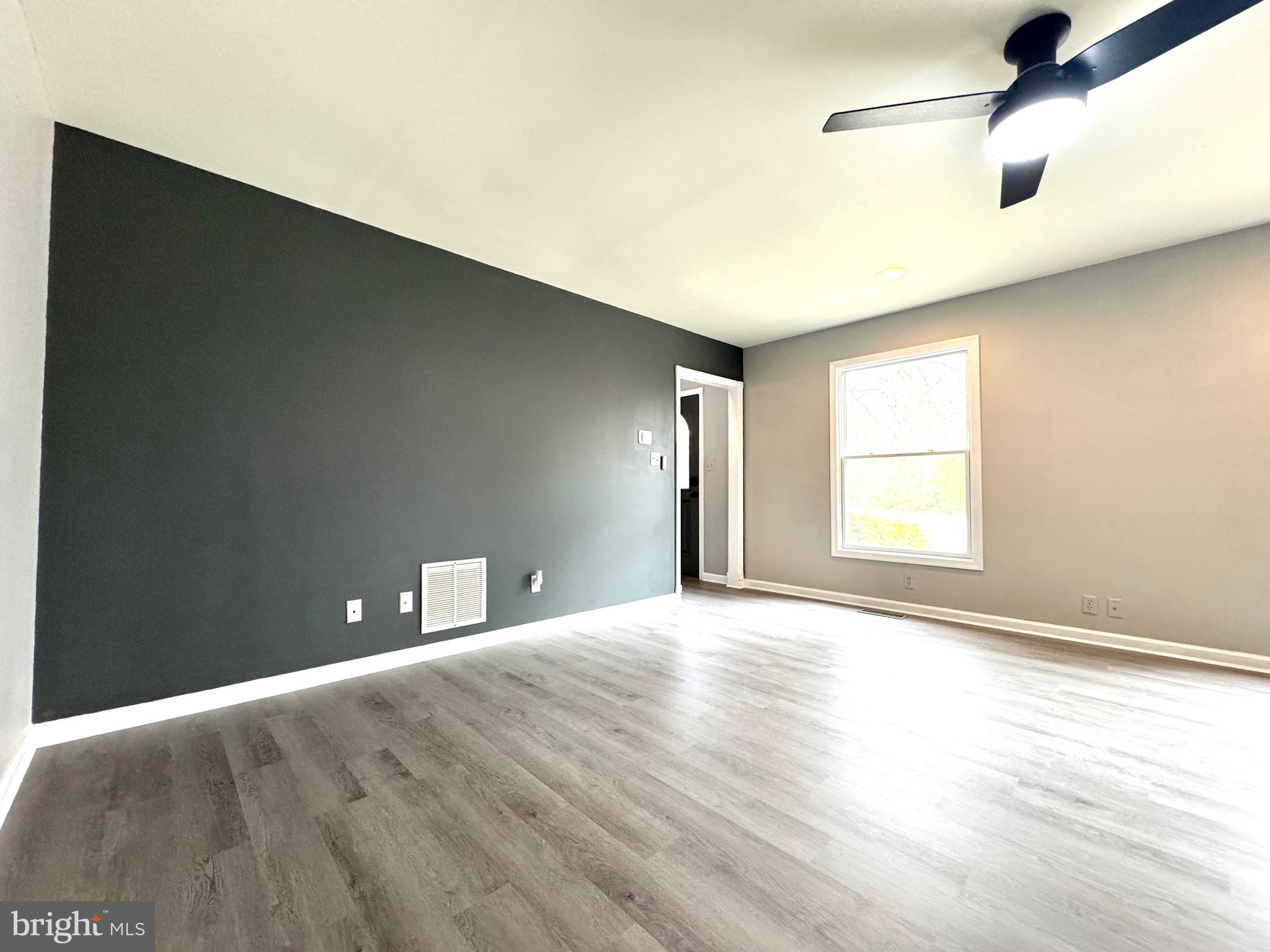 WHITE OAK - Residential