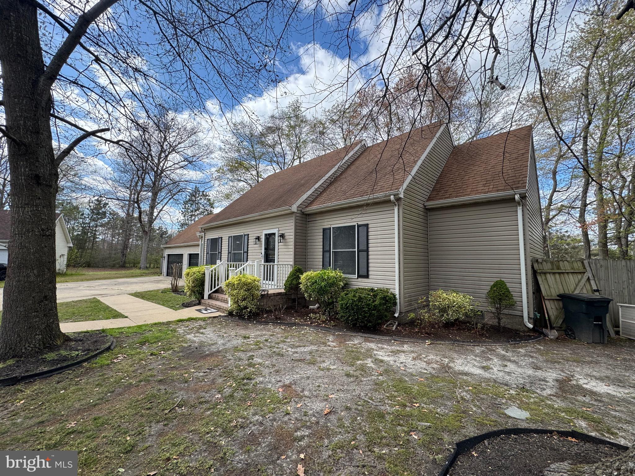 WHITE OAK - Residential