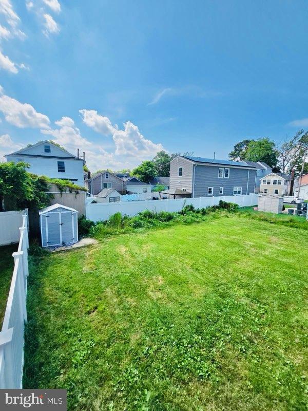 7 WOODSIDE AVENUE
