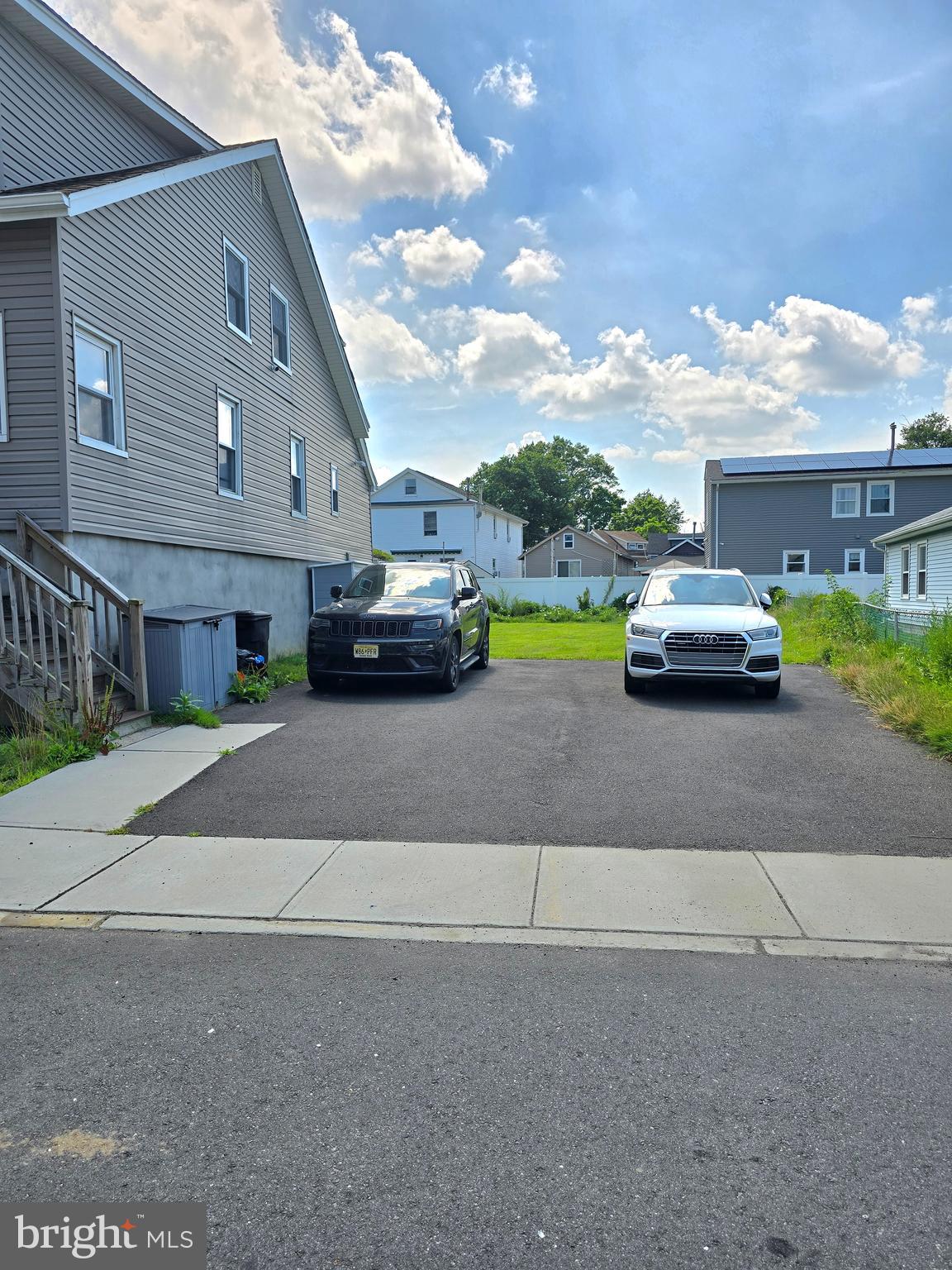 7 WOODSIDE AVENUE
