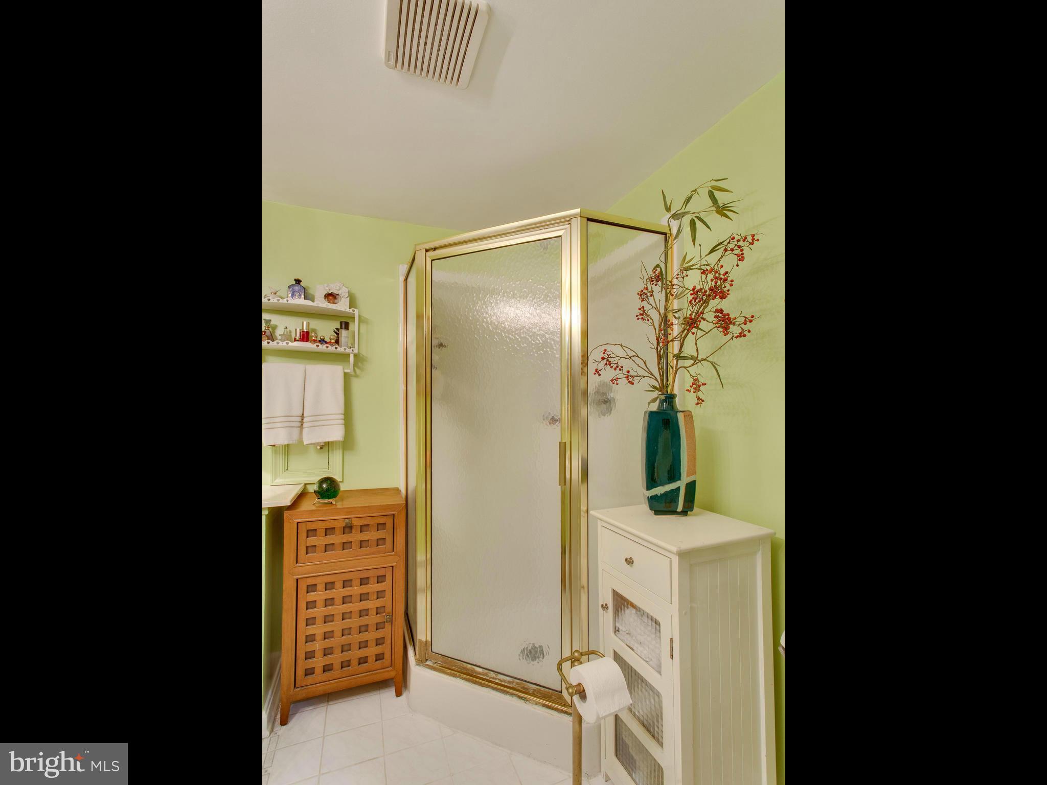 WARWICK VILLAGE - Residential