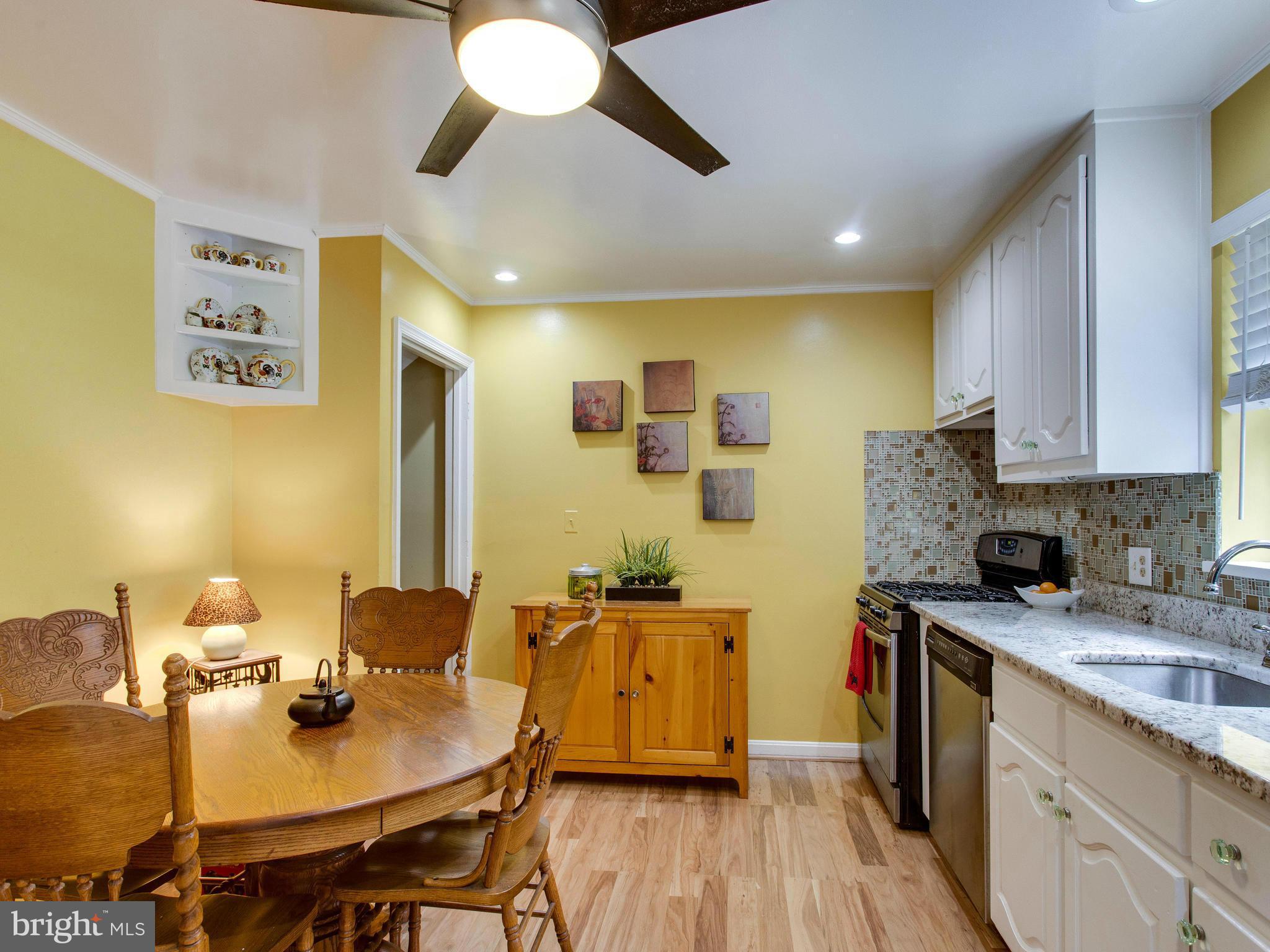 WARWICK VILLAGE - Residential