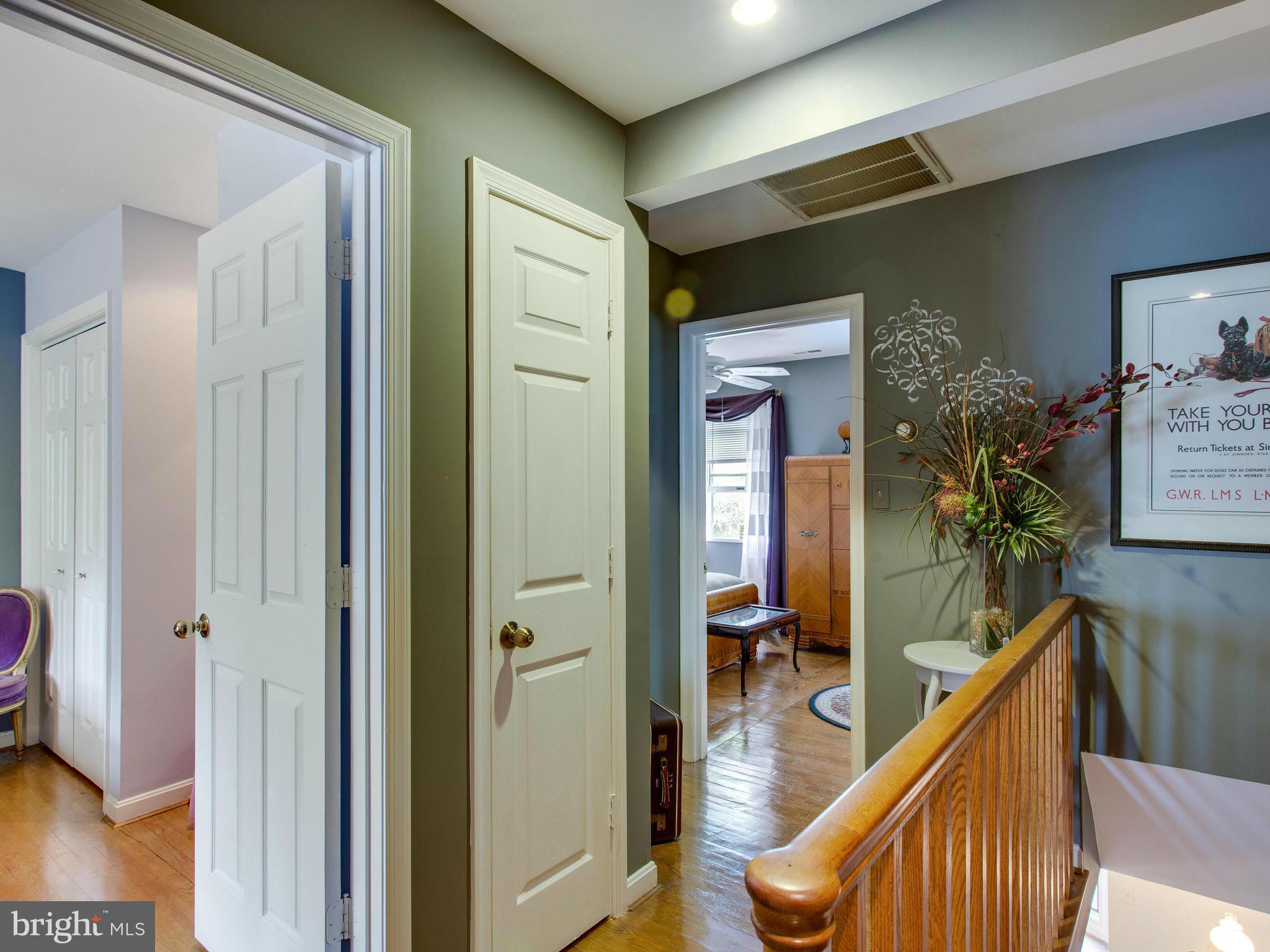 WARWICK VILLAGE - Residential