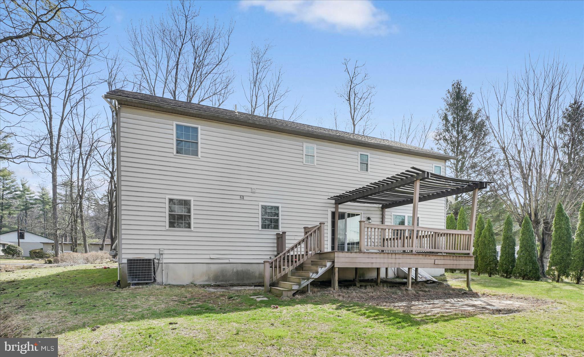 DEER LAKE - Residential