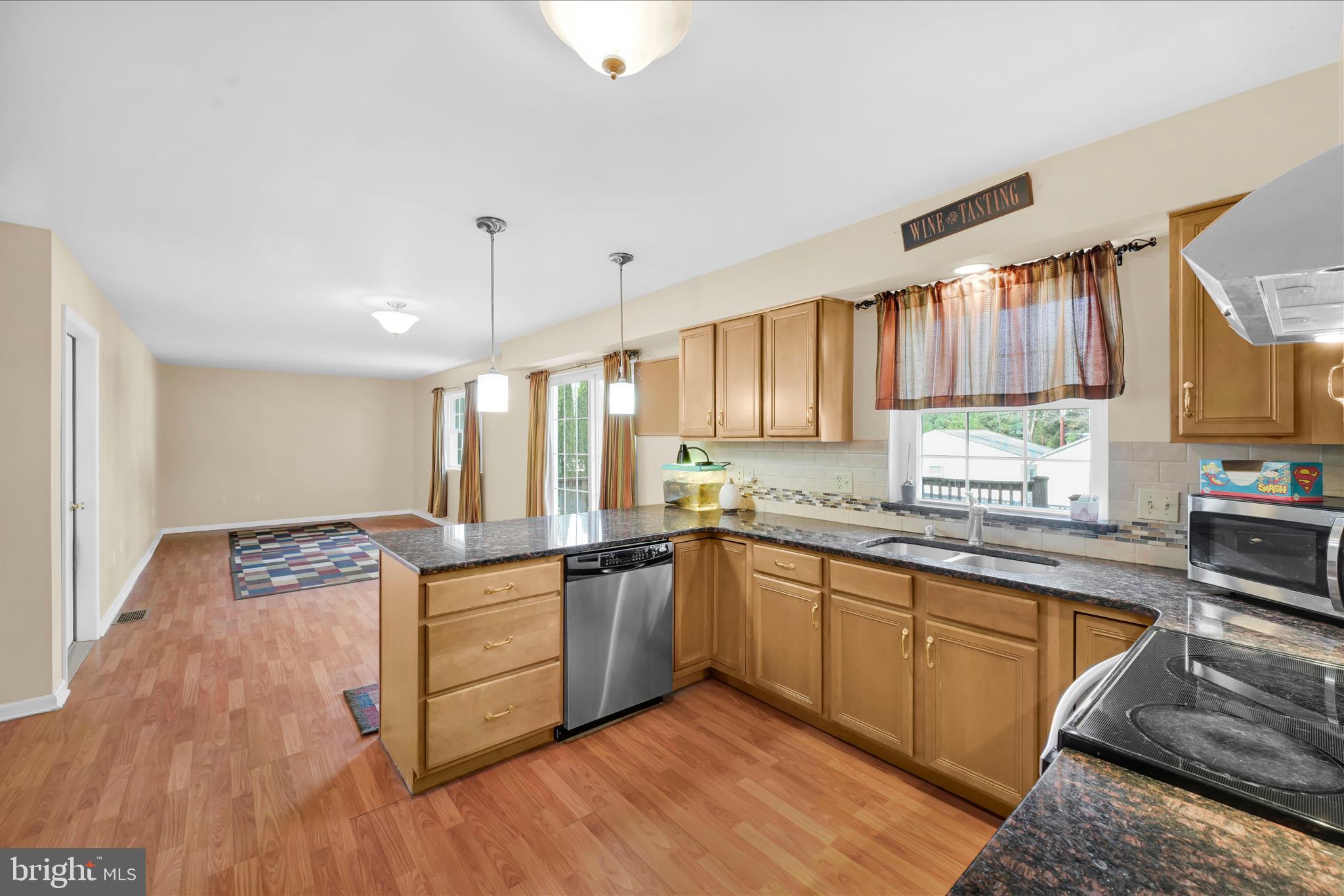 DEER LAKE - Residential