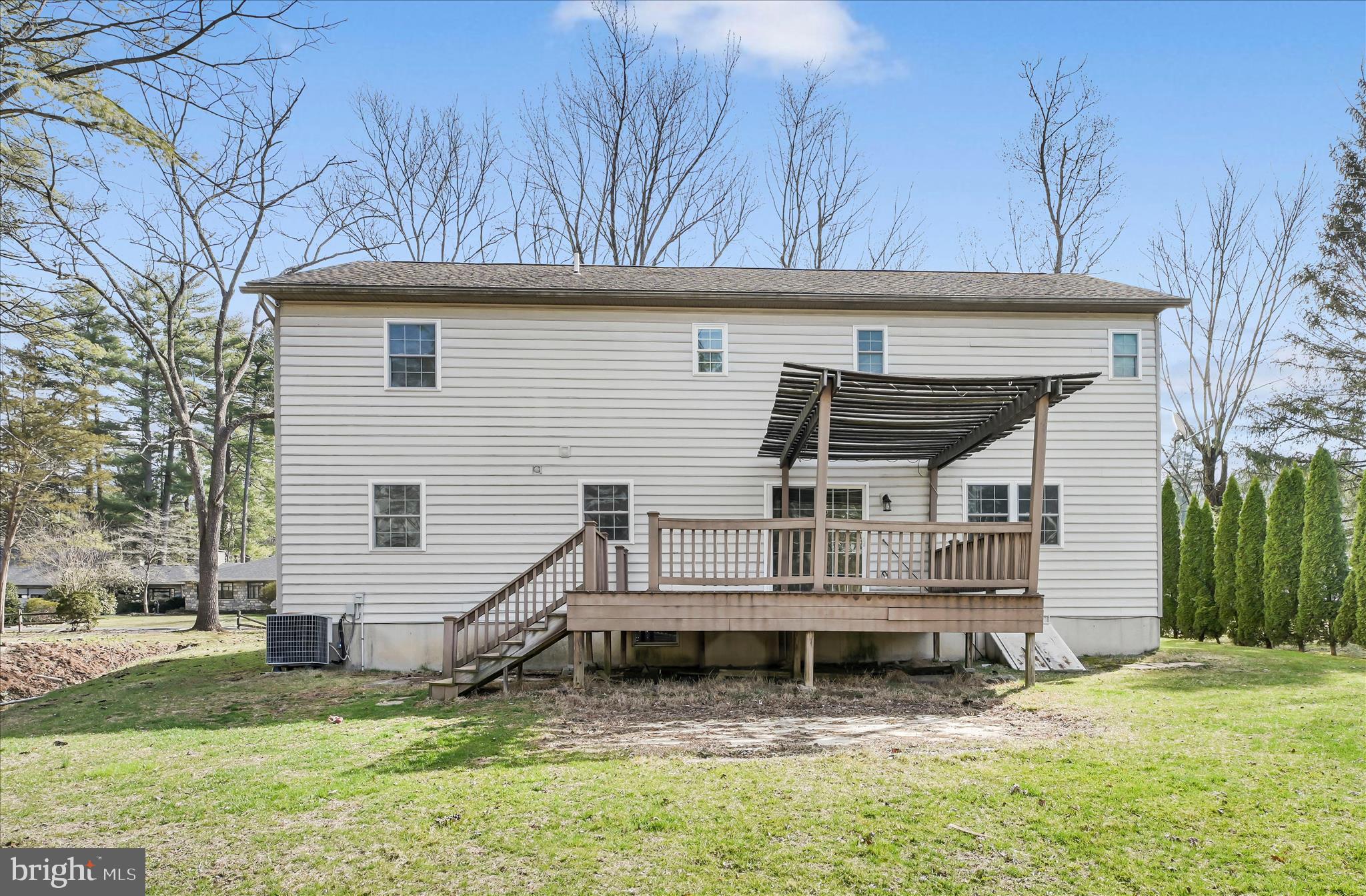 DEER LAKE - Residential