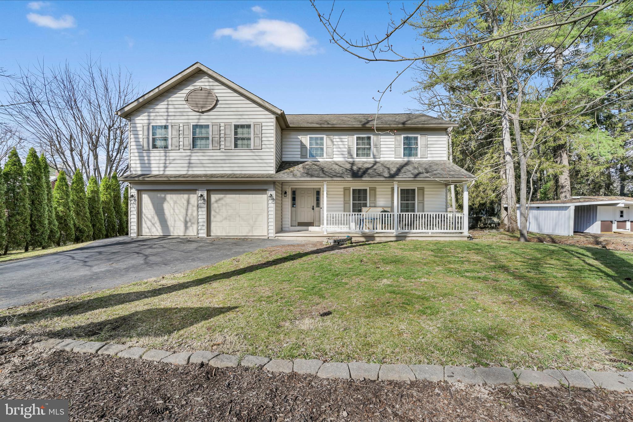 DEER LAKE - Residential